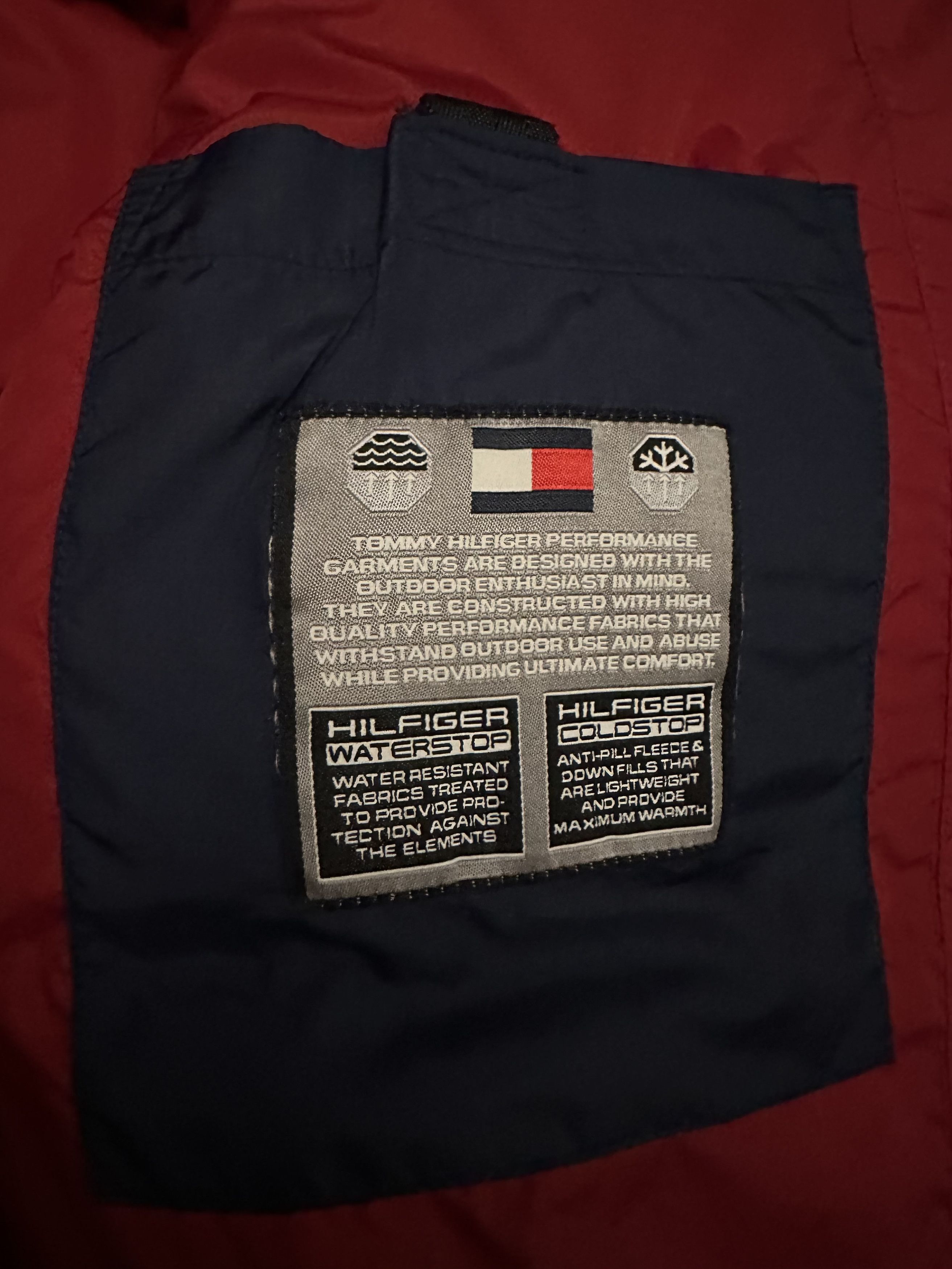 Tommy Hilfiger Vintage Tommy Hilfiger Down Puffer Jacket Size US L / EU 52-54 / 3 - 5 Thumbnail