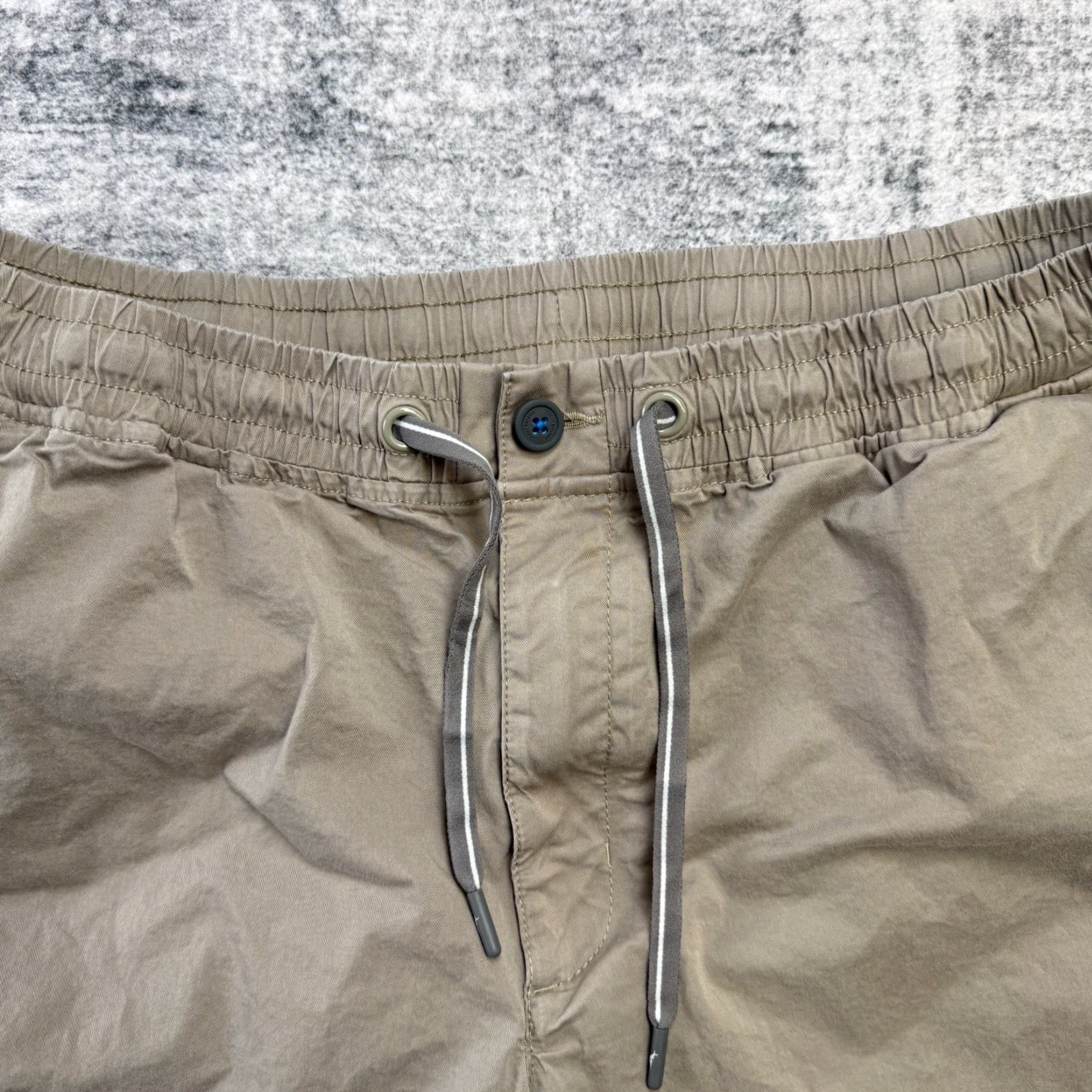 Tommy Bahama Tommy Bahama Pants Men XL 35x30 Sand Khaki Elastic Waist Drawstring Chino Casual Beige Cotton Spandex Size US 36 / EU 52 - 3 Thumbnail