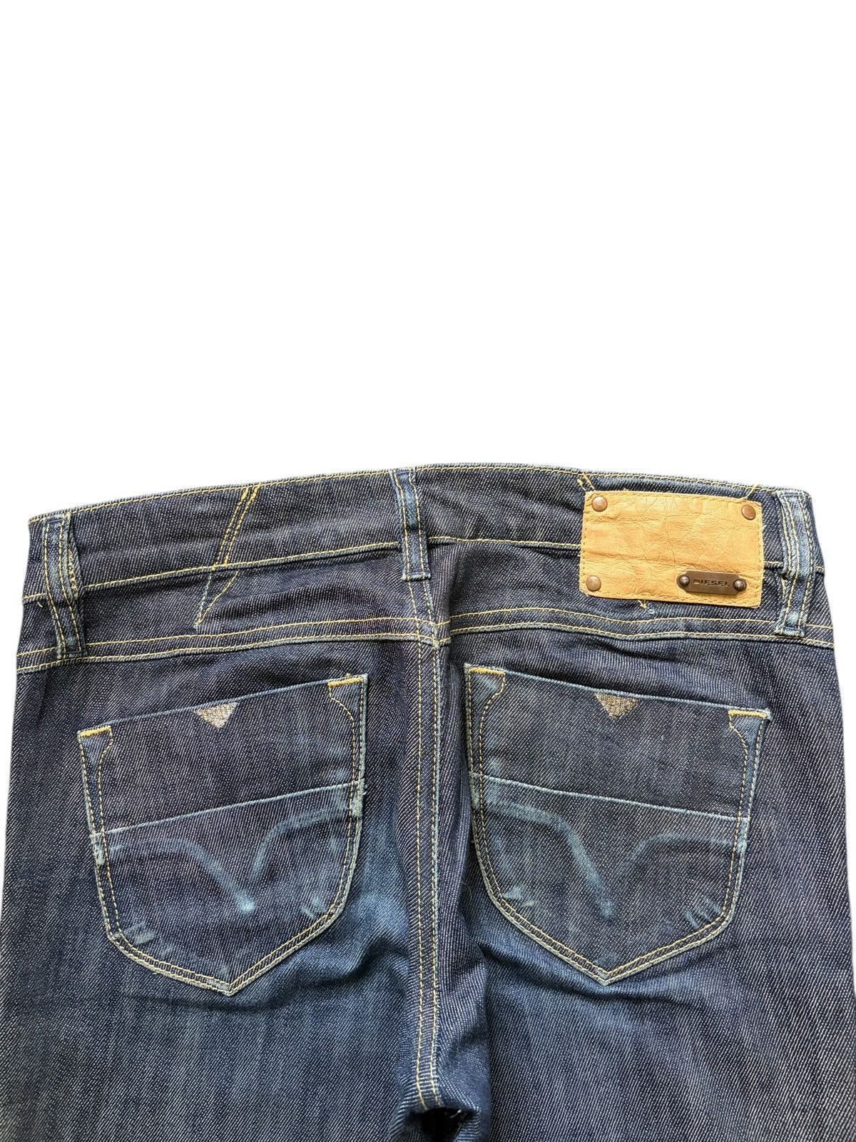 Diesel Vintage Italy Diesel Livy Faded Wash Distressed Jeans Size 27" / US 4 / IT 40 - 4 Thumbnail
