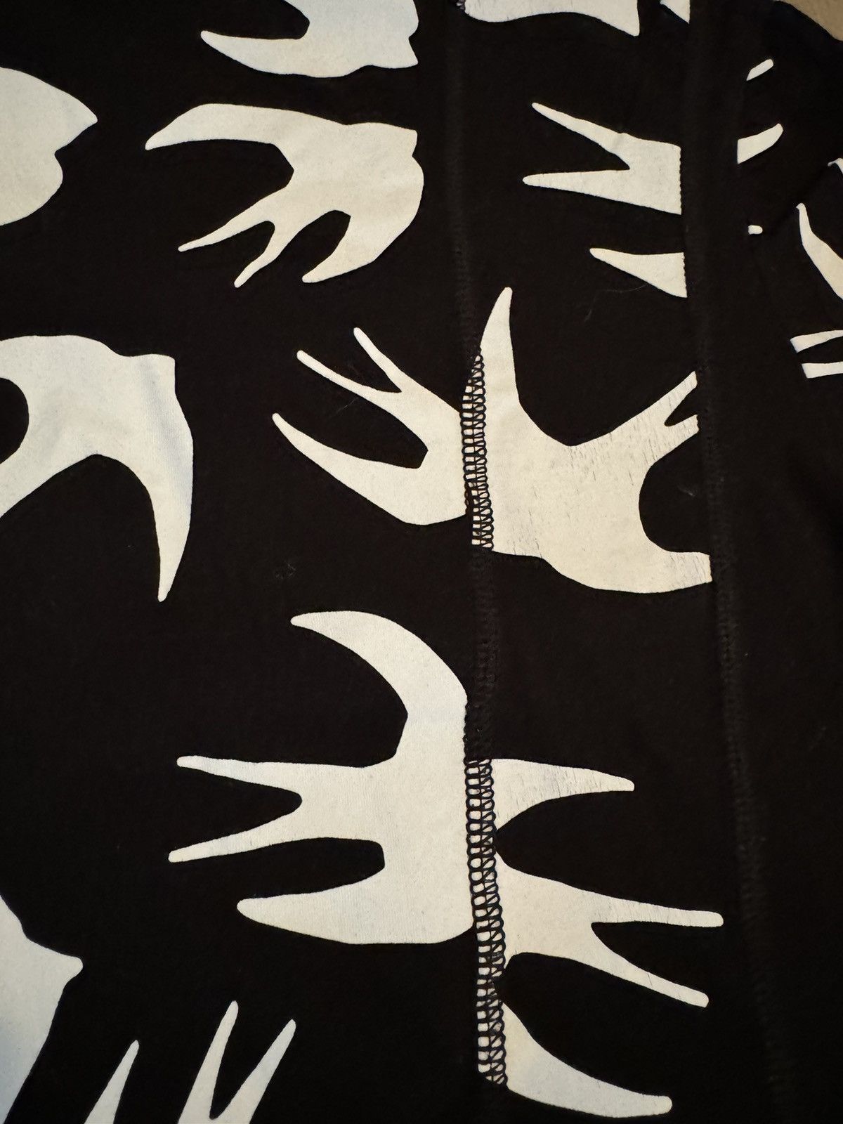 Alexander McQueen ALEXANDER MCQUEEN tshirt SEE sizes IN PHOTOS BY TAPE MEASURE Size US S / EU 44-46 / 1 - 17 Thumbnail