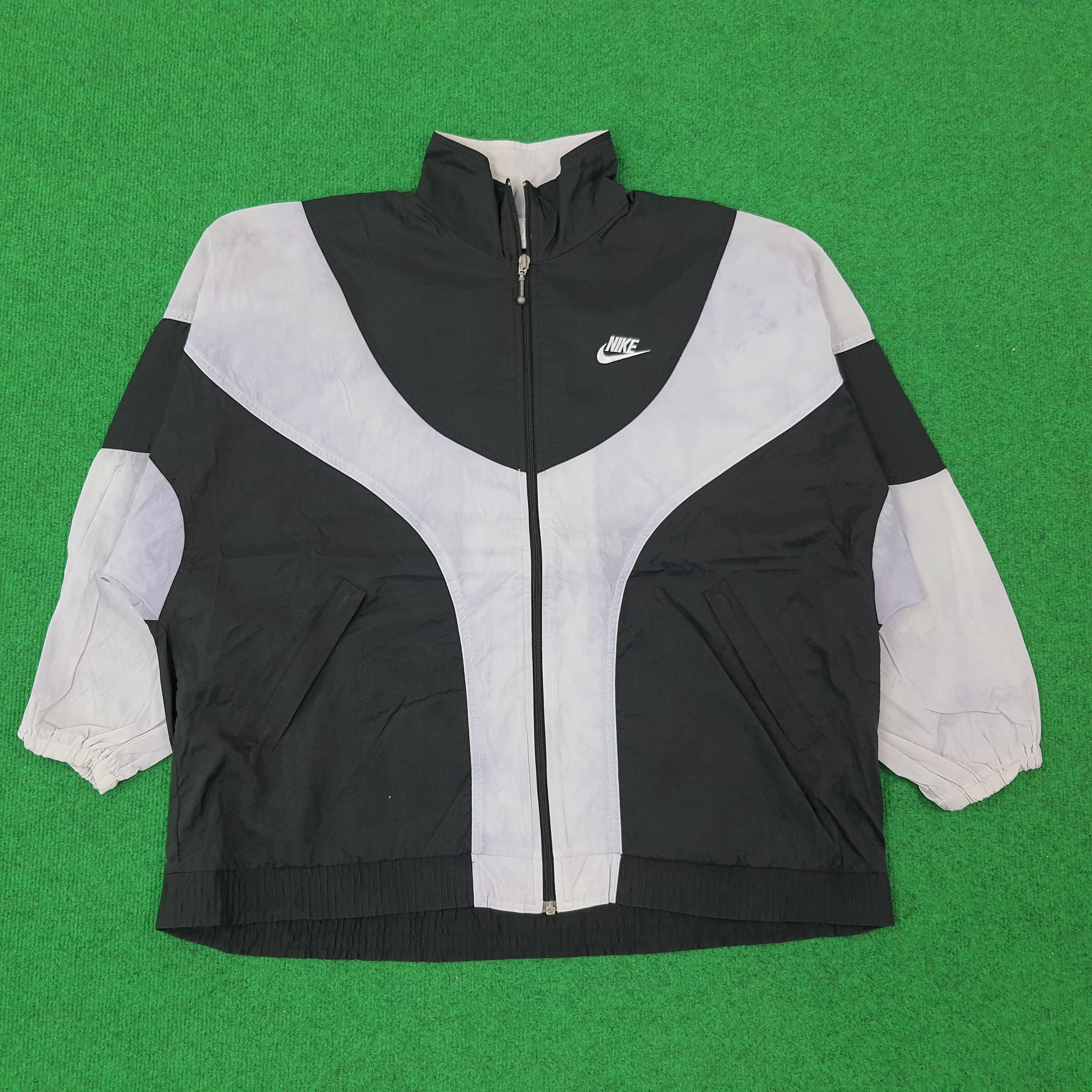 Nike × Vintage Vintage Nike Sports Outdoor Jacket C232N5 Size US XL / EU 56 / 4 - 1 Thumbnail