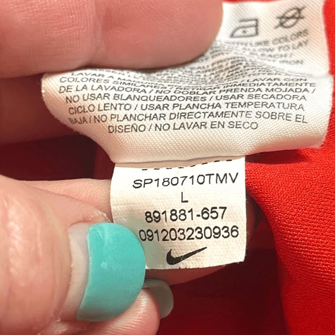 Nike VINTAGE Nike West Palm Beach 2018 Red Golf Polo Dri Fit Large XL Men Polo Shirt Red Size US XL / EU 56 / 4 - 8 Thumbnail