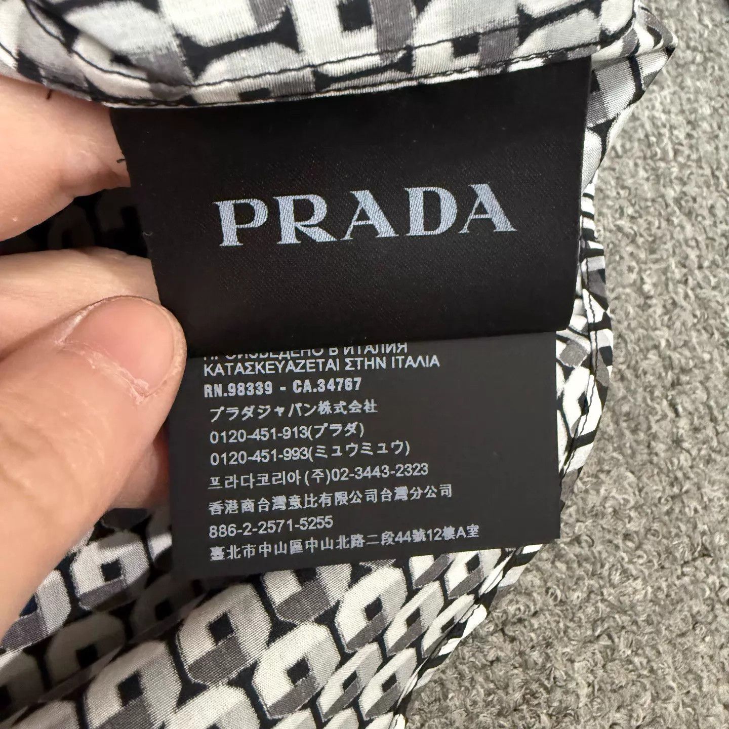 Prada Prada Black AOP LS Shirt 45 xxs Size US XXS / EU 40 - 4 Thumbnail