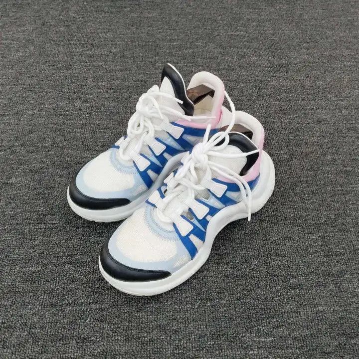 Louis Vuitton Archlight Casual Sneakers in Blue and White -