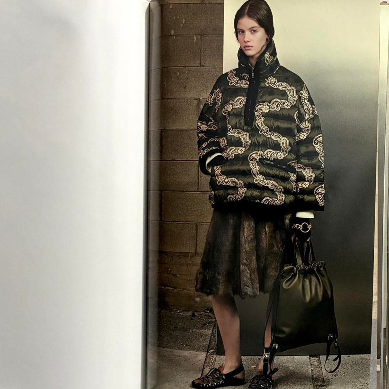 Moncler × Vintage Moncler womens wear F/W 2017-18 collection lookbook catalog Size ONE SIZE - 2 Thumbnail