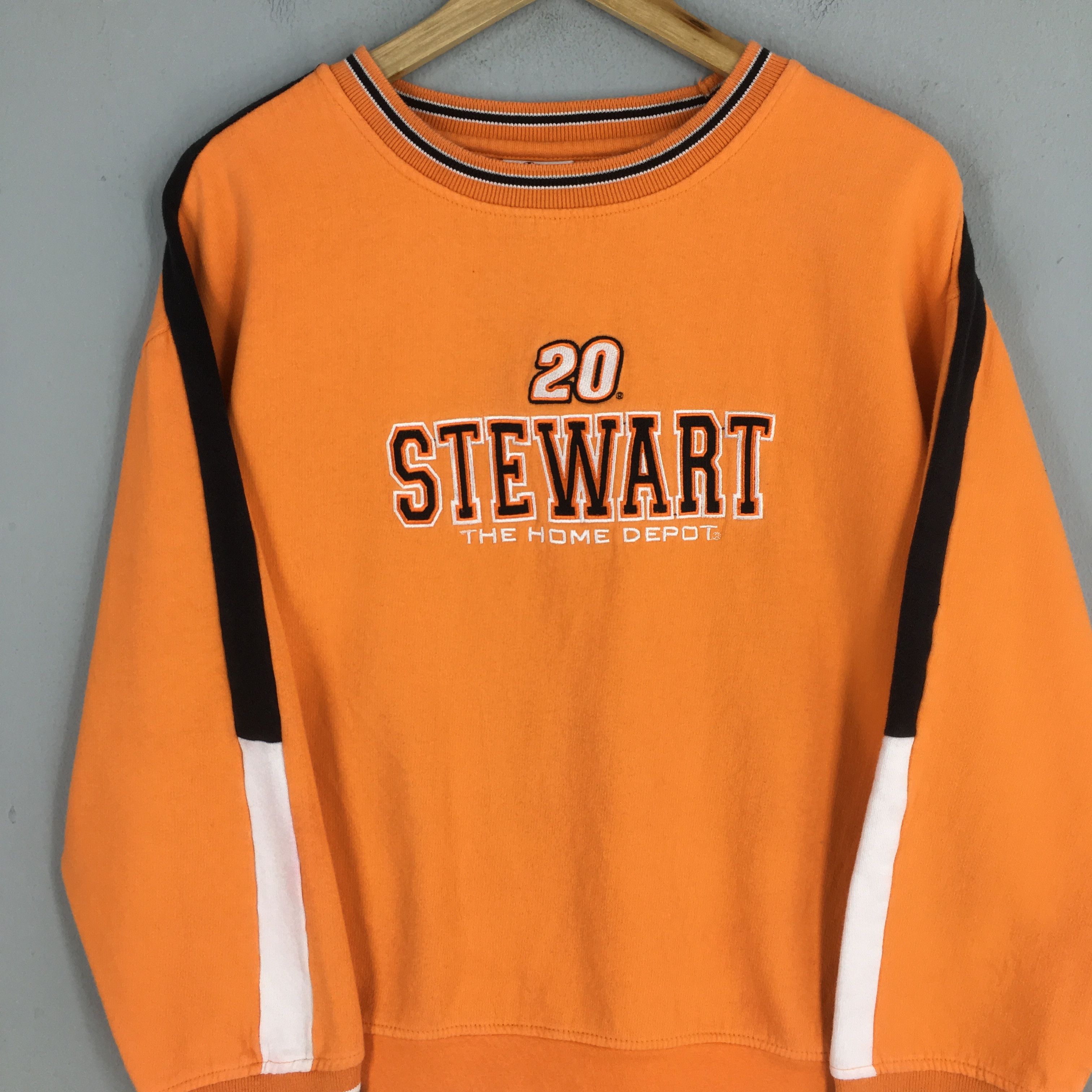 NASCAR × Vintage Vintage Nascar Tony Stewart 20 Orange Sweatshirt Large Size US L / EU 52-54 / 3 - 2 Thumbnail
