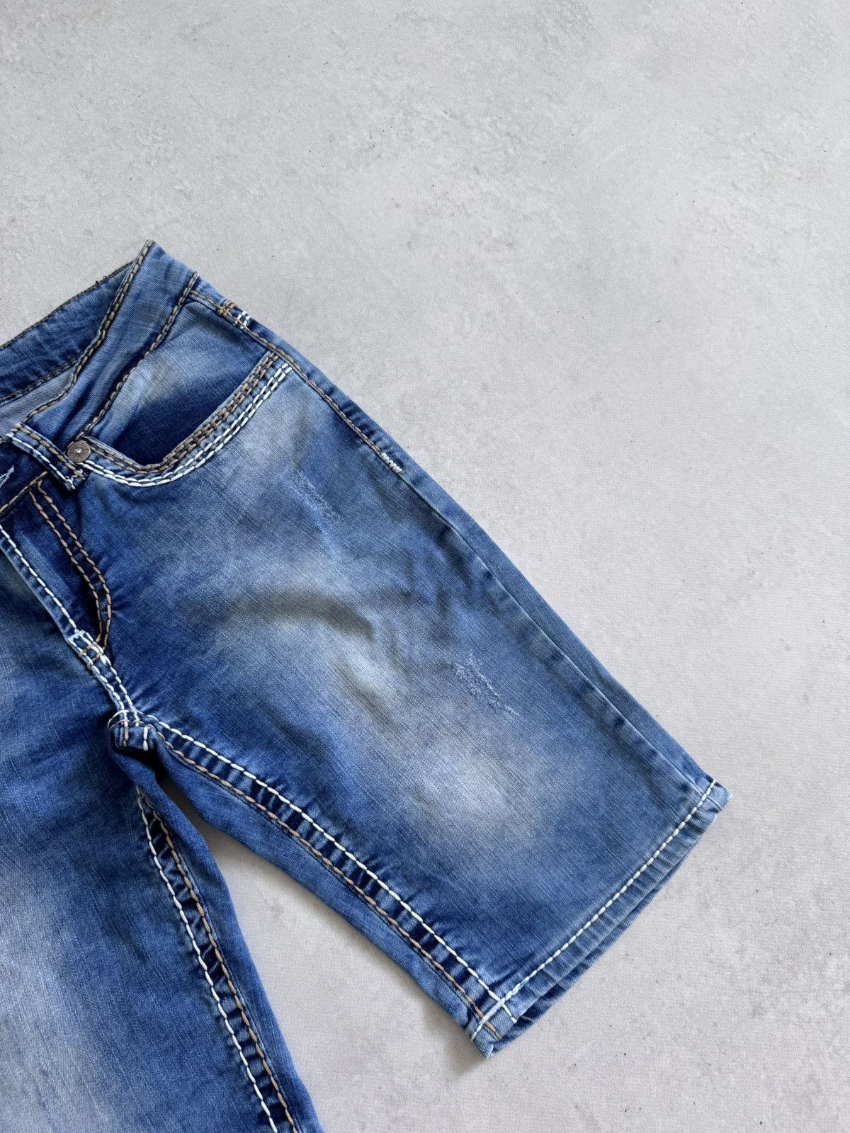 True Religion Vintage True Religion Slim Y2K Denim Unisex U.S.A Shorts Size US 31 - 7 Thumbnail