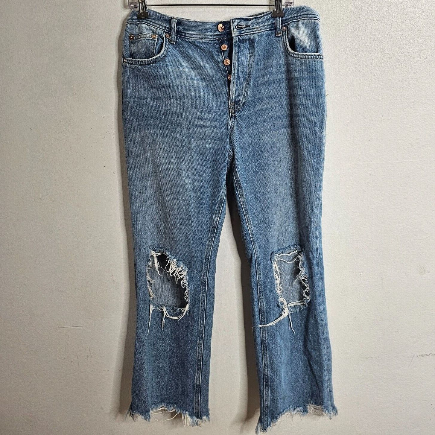 Other We The Free Med Wash Button-Fly Distress Raw Hem Crop Jean Size 28" / US 6 / IT 42 - 9 Thumbnail