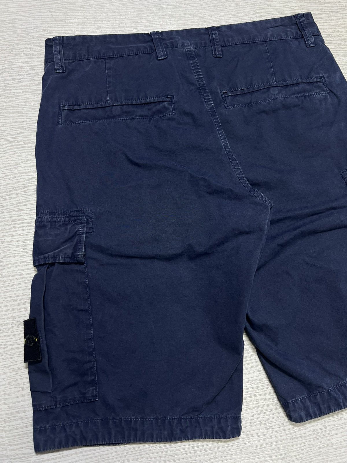 Stone Island Stone Island - Organic Cotton Cargo Shorts Size US 29 - 8 Thumbnail