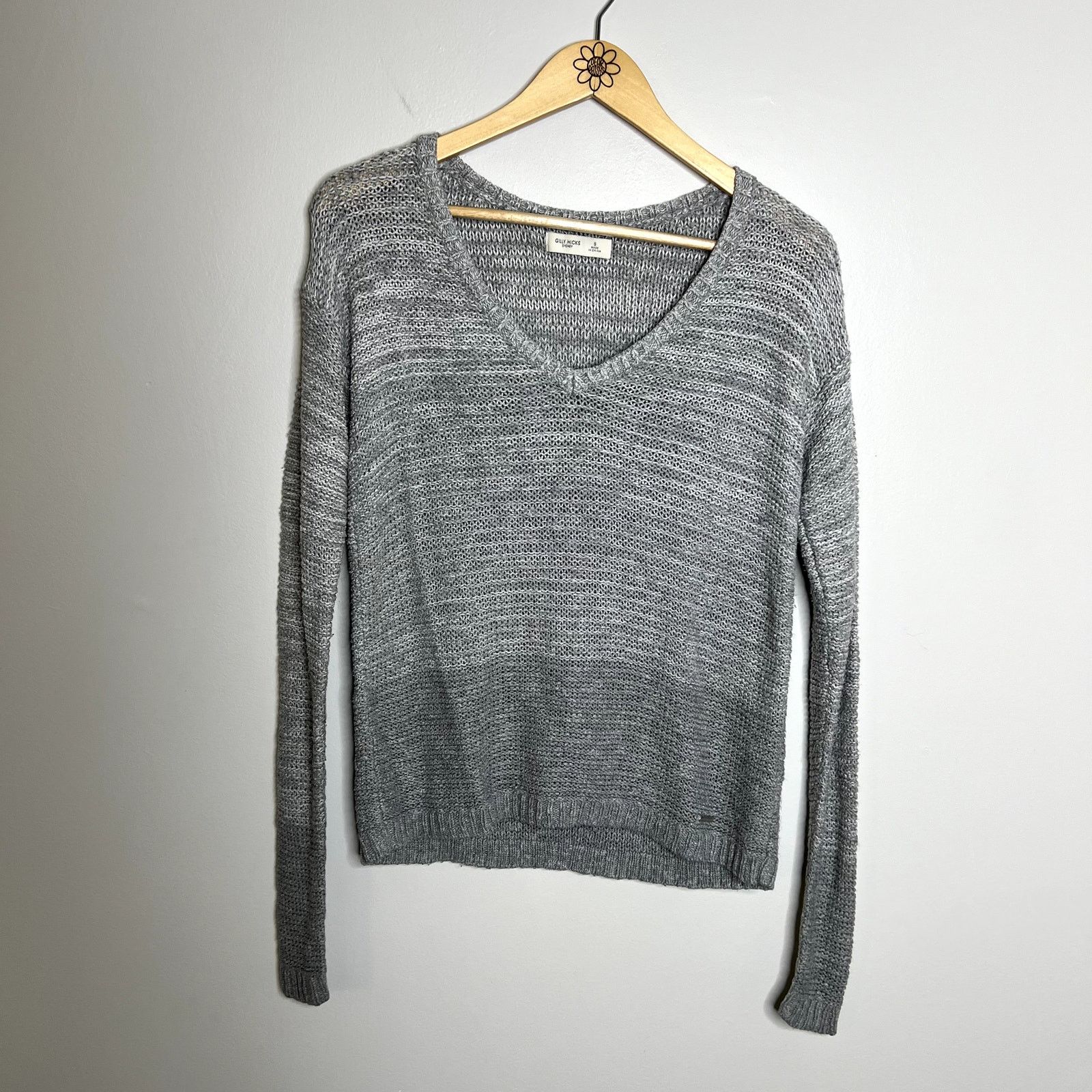 Other Gilly Hicks Gray Knit V Neck Sweater Size S / US 4 / IT 40 - 4 Thumbnail