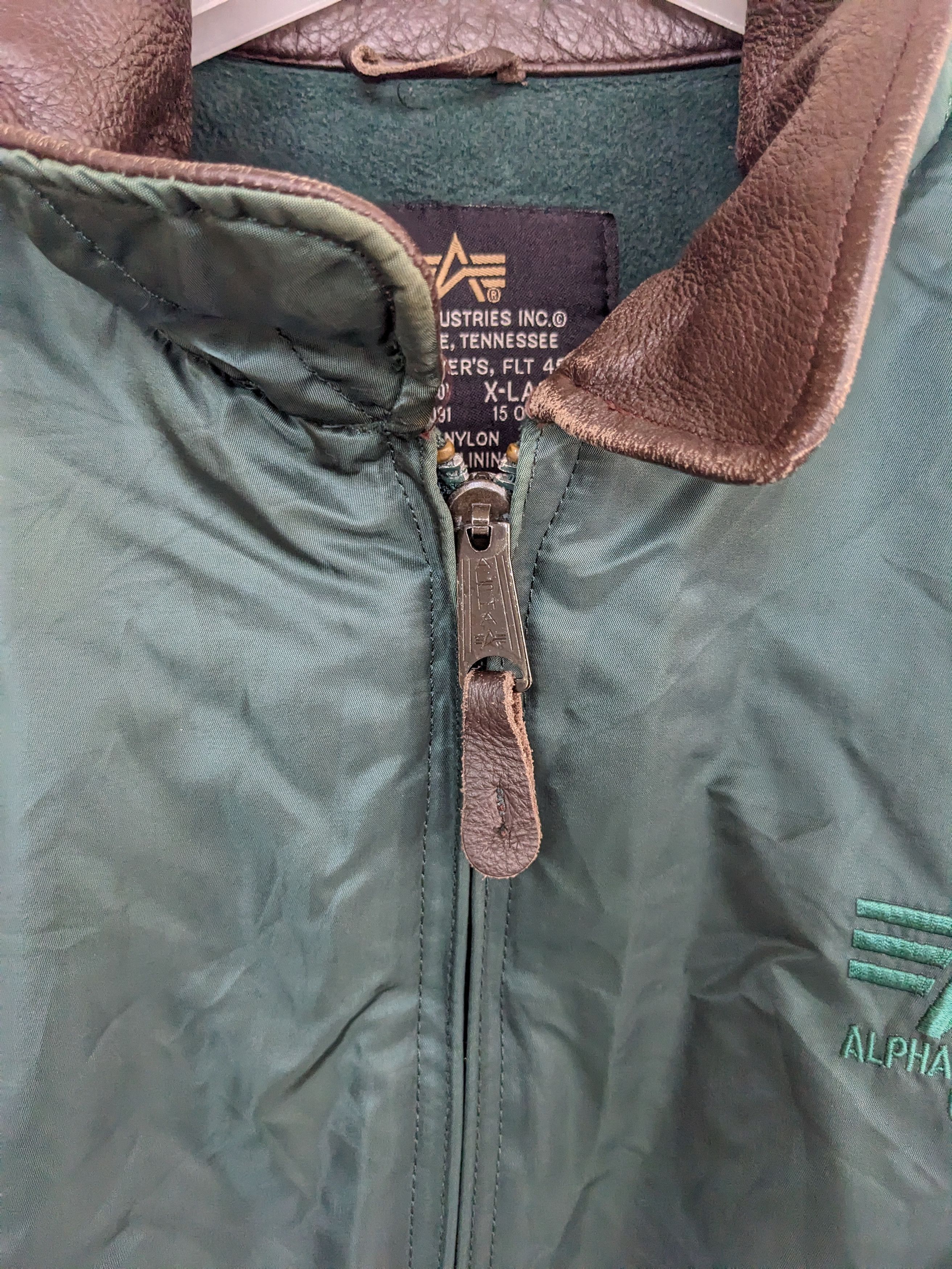 Alpha Industries Vintage Alpha Industries Bomber Jacket MA-1 Size US XL / EU 56 / 4 - 3 Thumbnail
