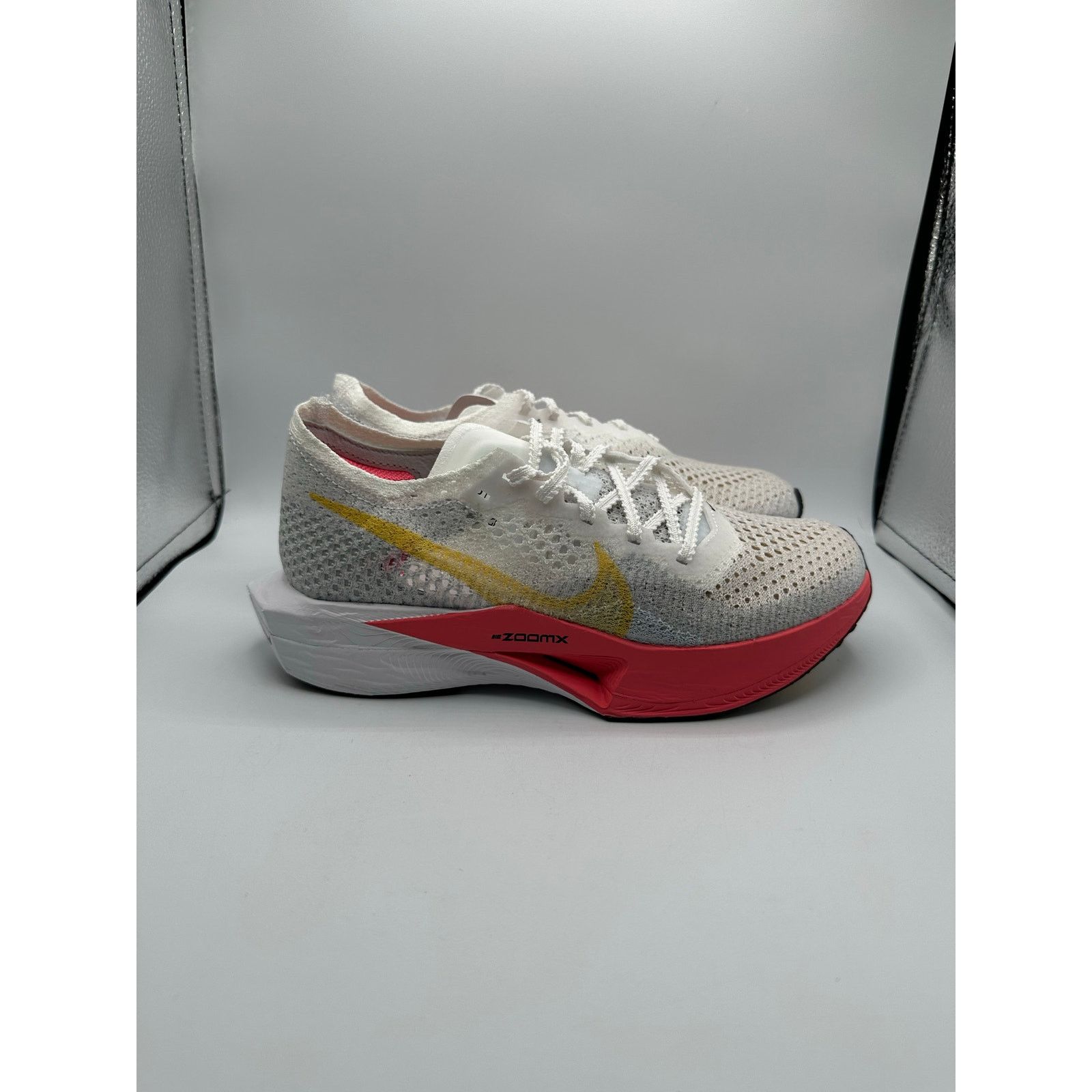 Nike Nike ZoomX VaporFly Next% 3 Wmns “White Sea Coral” size 6W Size US 6 / IT 36 - 1 Thumbnail