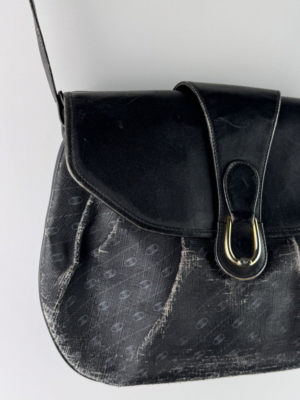 Gucci Vintage Gucci Shoulder / Crossbody Bag Black 111-02-704 Size ONE SIZE - 3 Thumbnail