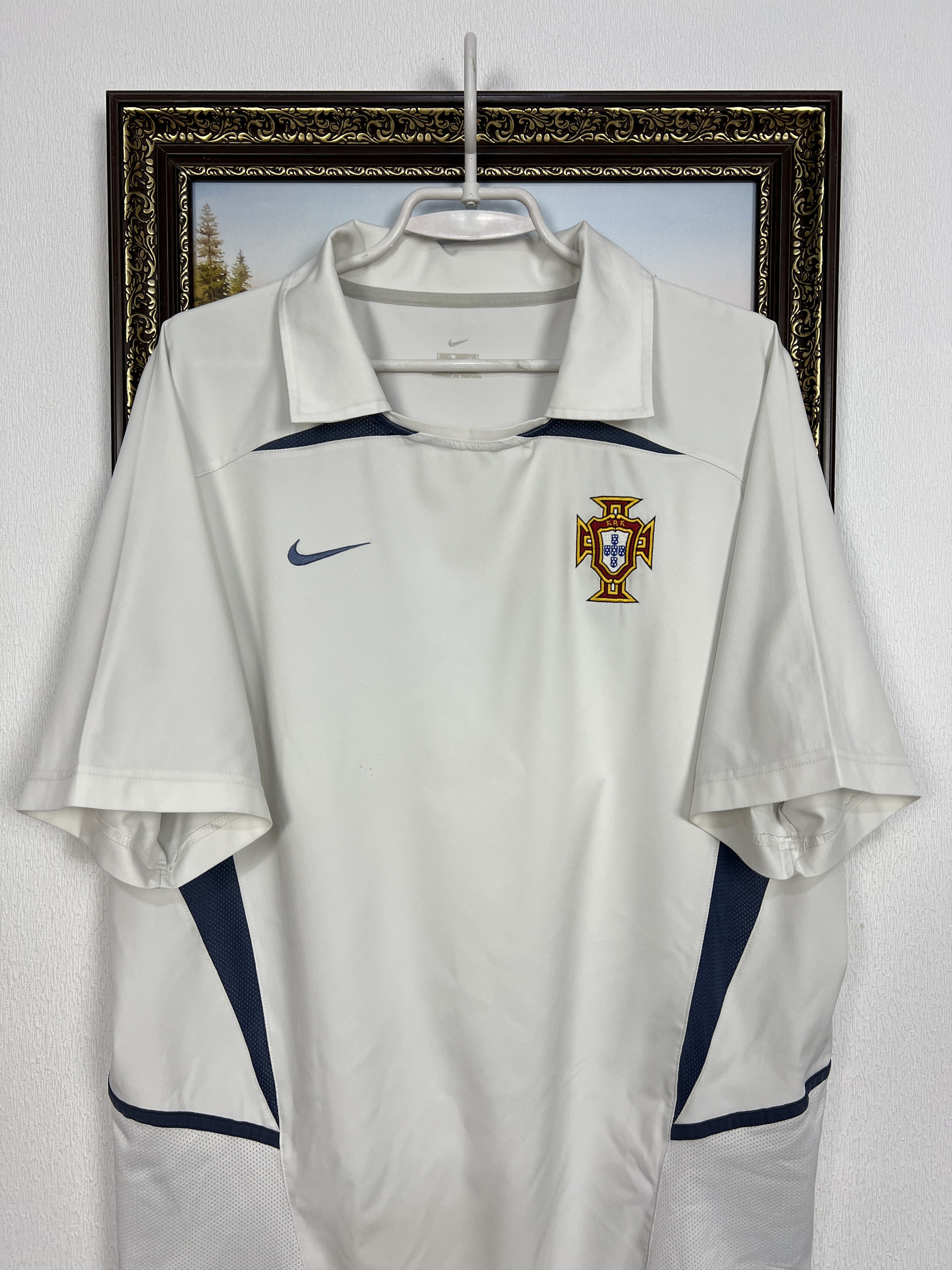 Nike Nike Portugal Away Football Shirt 2002 Soccer Mens Jersey Size US L / EU 52-54 / 3 - 2 Thumbnail