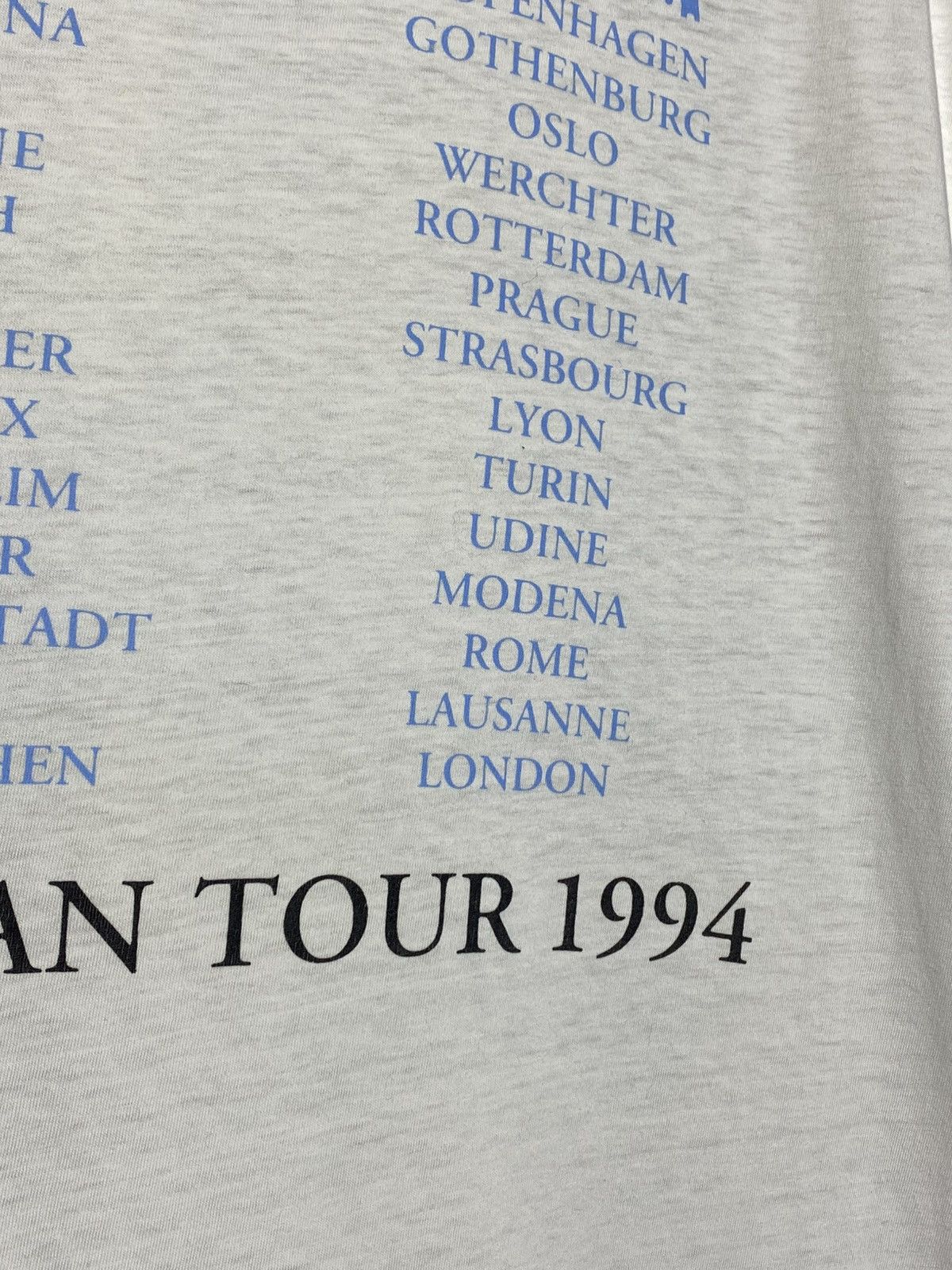 Pink Floyd Vintage Pink Floyd 1994 Tour The Division Bell Shirt Brockum Size US XL / EU 56 / 4 - 18 Thumbnail