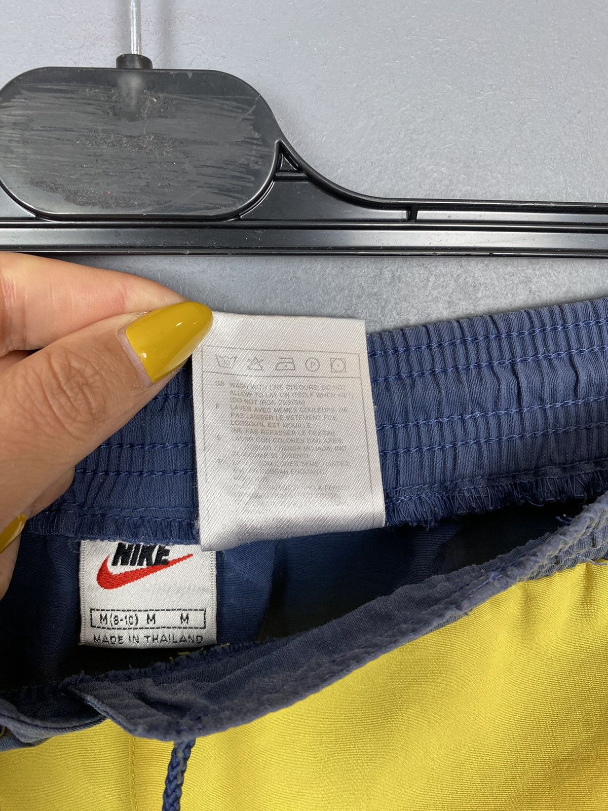 Other Vintage Nike 1990’s Shorts Men’s Size Medium Yellow Blue Top Size US 34 / EU 50 - 7 Thumbnail