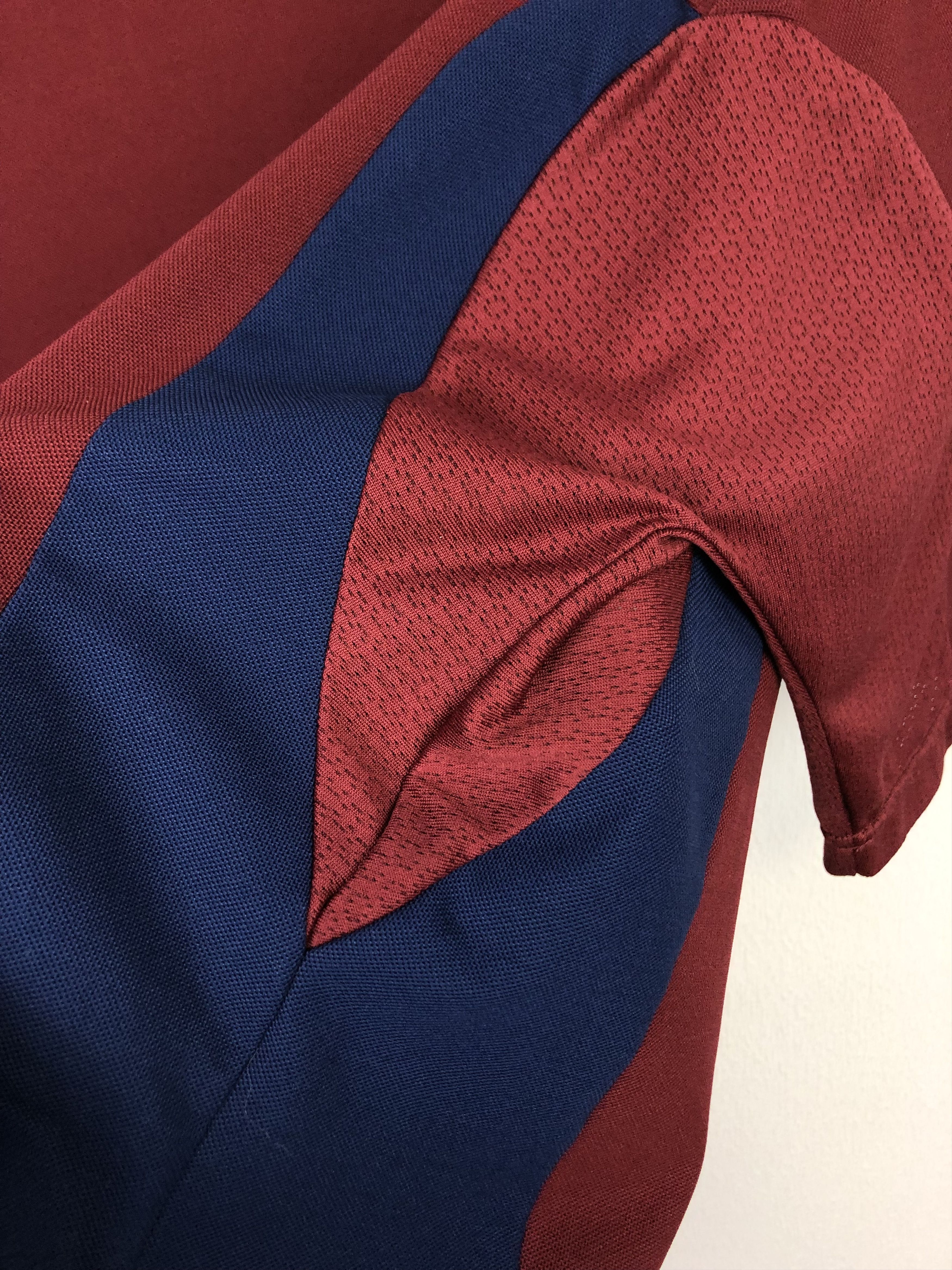 Nike Vintage Nike Portugal Football Shirt Soccer National Tee Size US L / EU 52-54 / 3 - 7 Thumbnail