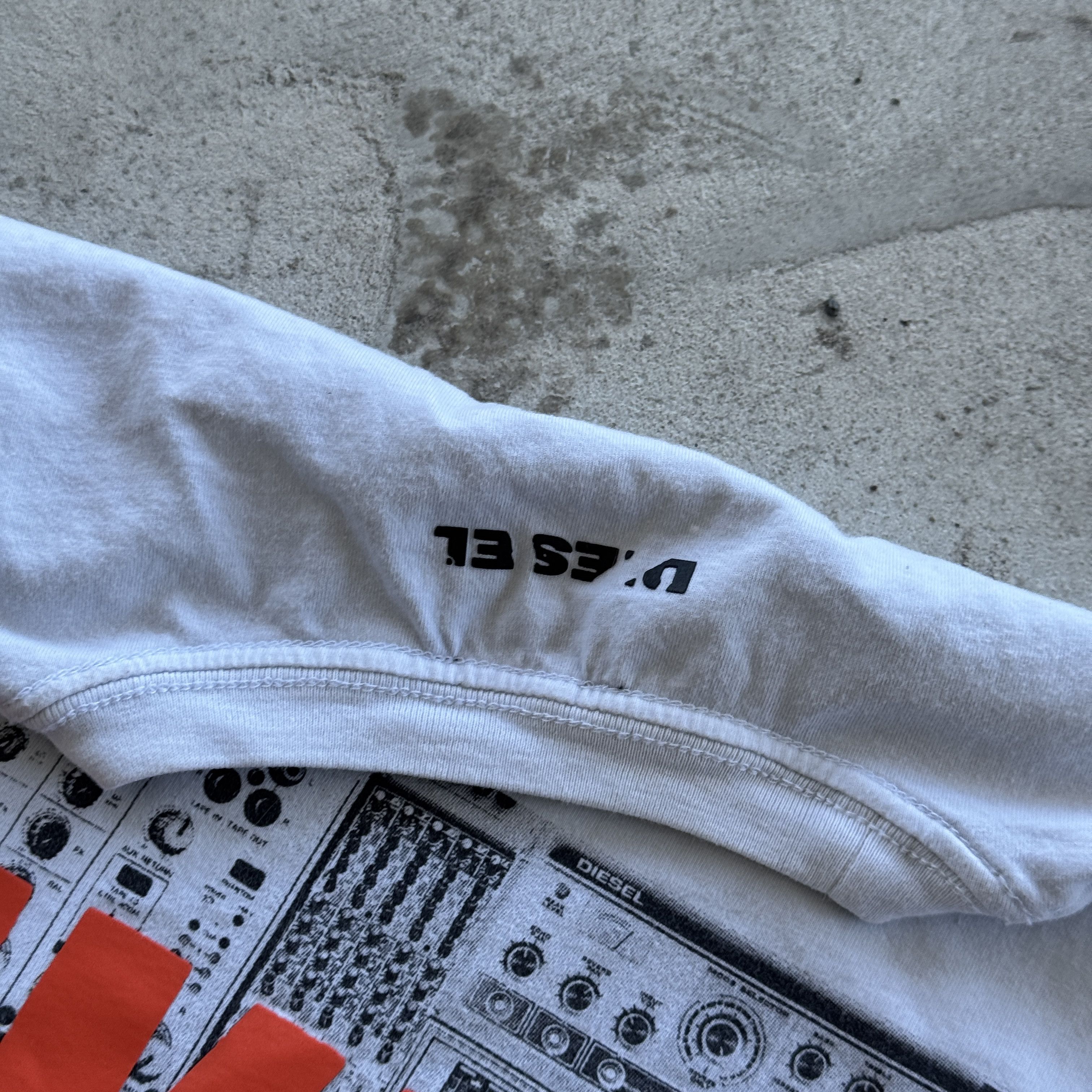 Diesel Vintage Diesel Tekno Music Rave White Graphic Tee Size US L / EU 52-54 / 3 - 5 Thumbnail