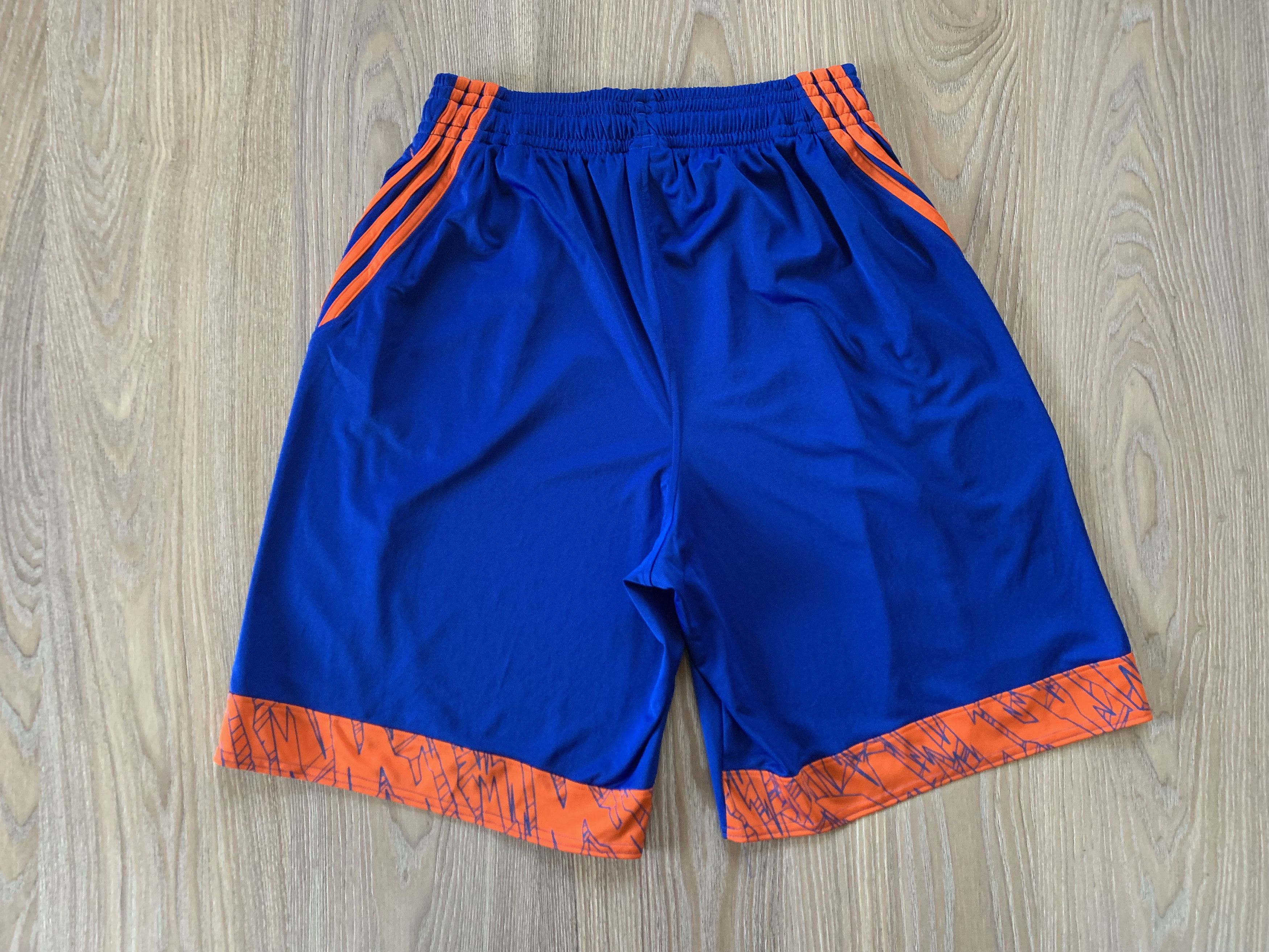 Adidas × NBA Vintage Adidas NBA New York Knicks Training Shorts 2013 Size US 33 - 3 Thumbnail