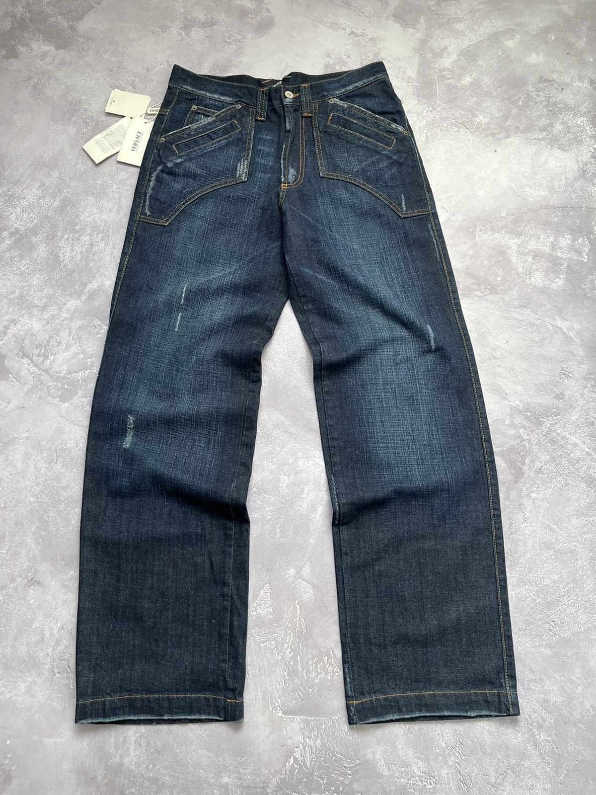 Versace Jeans Couture VINTAGE VERSACE JEANS COUTURE BAGGY PANTALONE VEST. DENIM Size US 30 / EU 46 - 1 Thumbnail