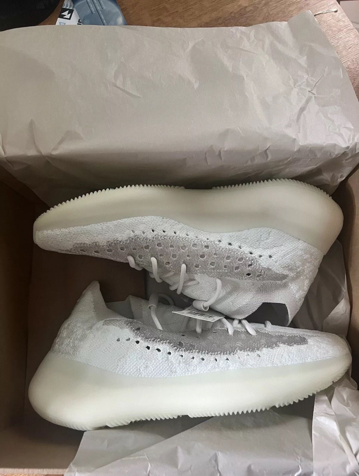 Adidas × Kanye West Size 10.5 - adidas Yeezy 380 Calicite Glow (DS) Size US 10.5 / EU 43-44 - 5 Thumbnail