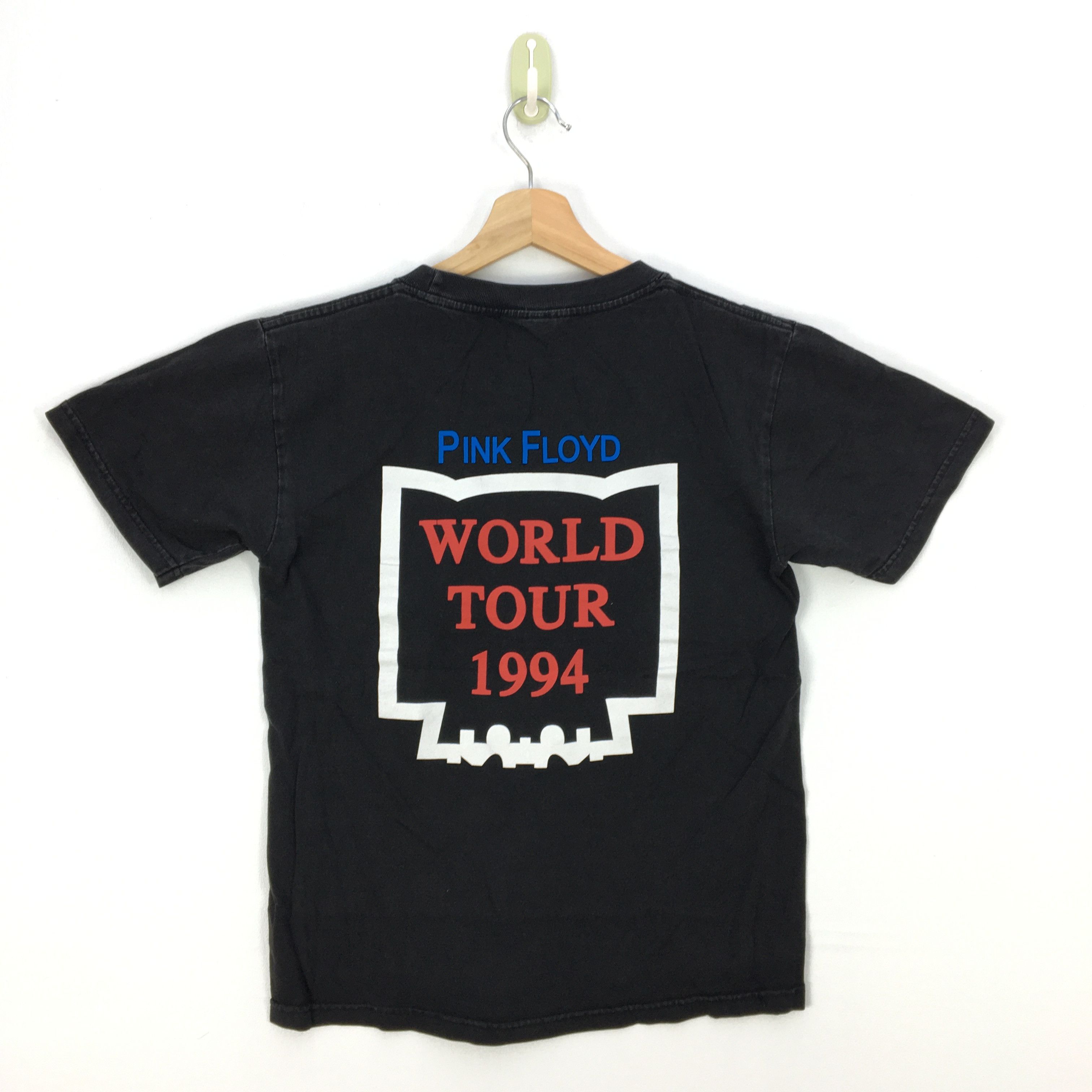 Band Tees Vintage 90s Pink Floyd T-Shirt Rock Band Tour Crewneck Tees Size US S / EU 44-46 / 1 - 2 Thumbnail