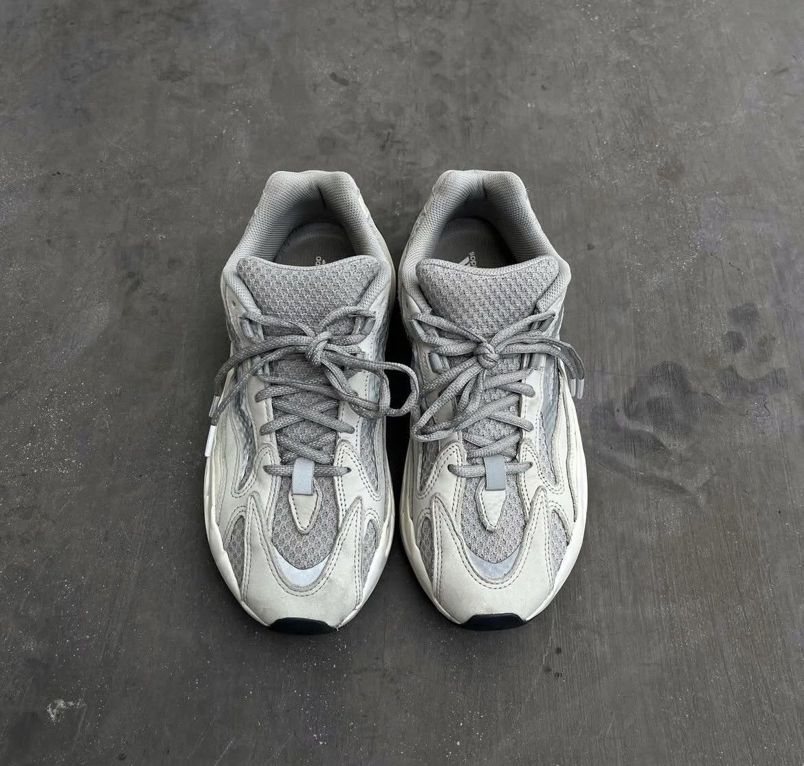 Yeezy Adidas Yeezy Boost 700 Static Size US 9.5 / EU 42-43 - 1 Thumbnail