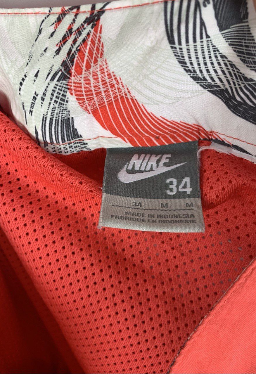 Nike Nike shorts red Vintage M Size US 34 / EU 50 - 11 Thumbnail