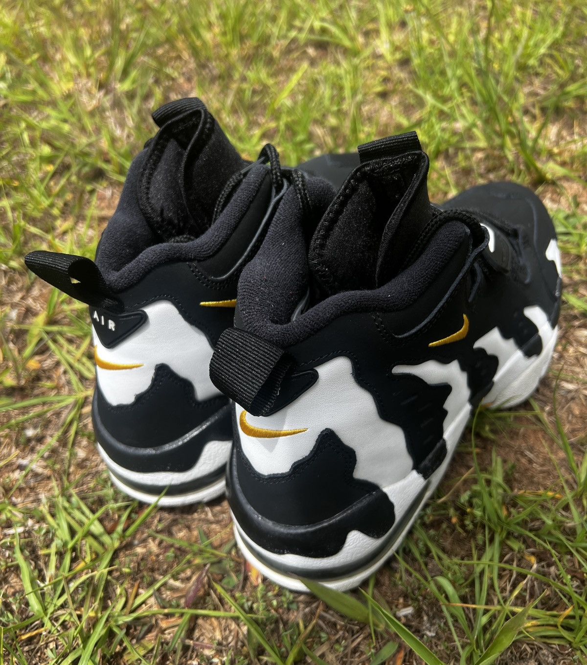 Nike CLEAN Nike Size 8 Mens Air DT 96 Diamond Turf Yellow shoes Size US 8 / EU 41 - 6 Thumbnail