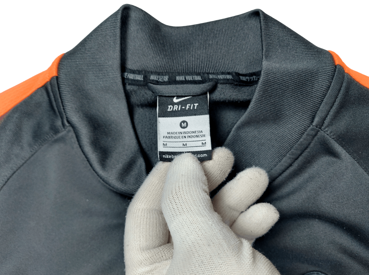 Nike Nike Juventus Soccer jersey Track Jacket Size US M / EU 48-50 / 2 - 2 Thumbnail