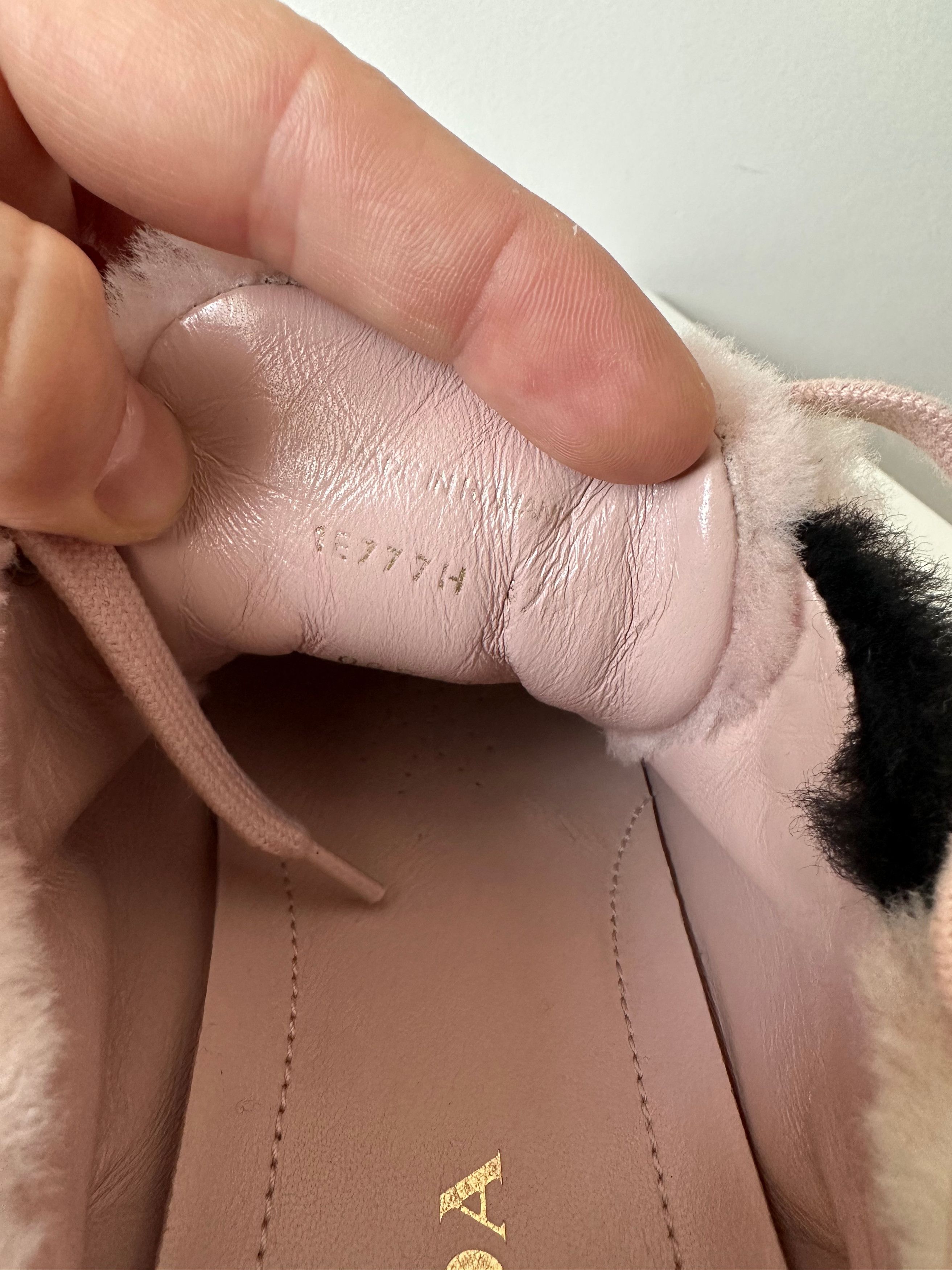 Prada Prada Shearing Fur Leather Sneakers 1E777H pink Size 37 Size US 7 / IT 37 - 5 Thumbnail