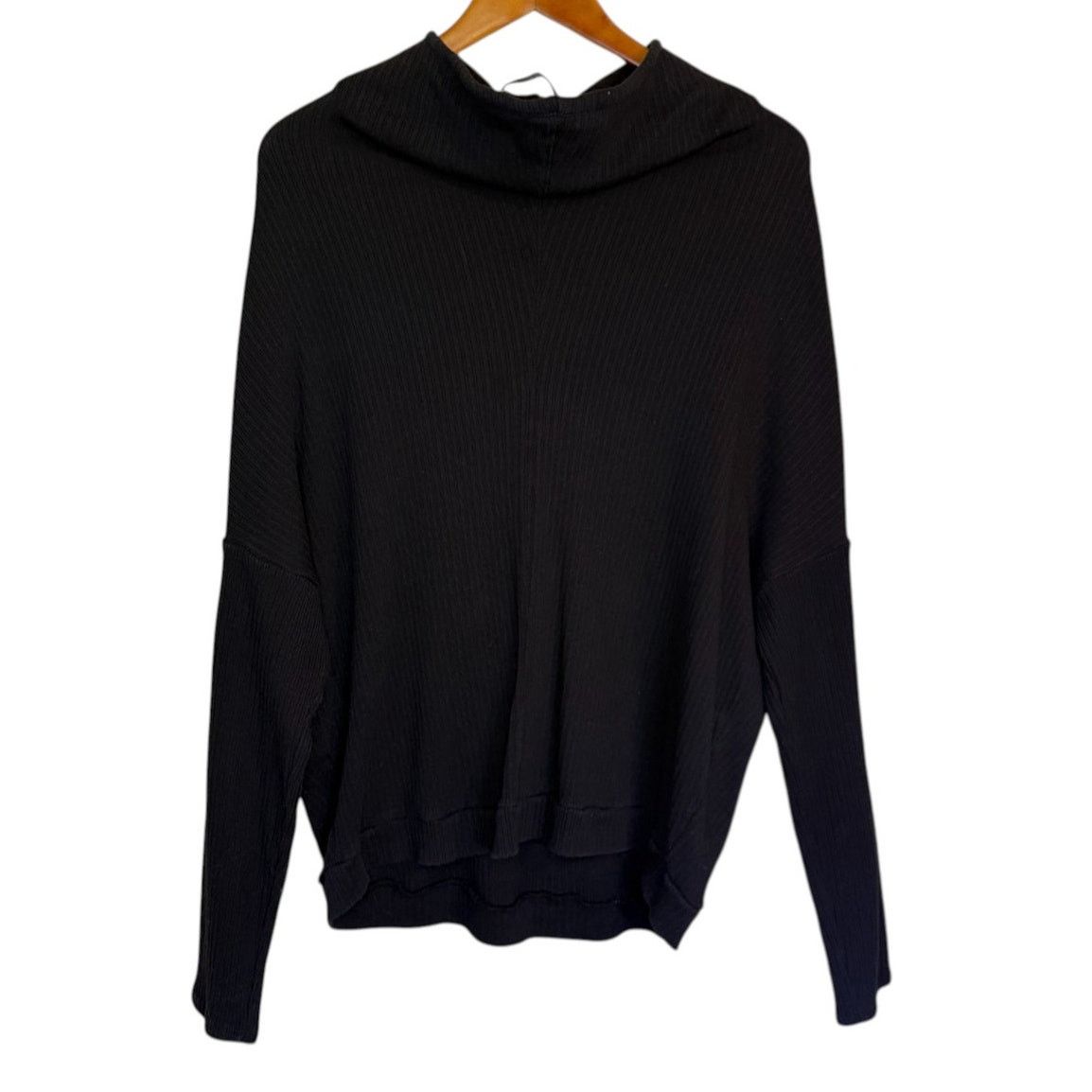 Free People Free People Beach Sweater Women Medium Black Oversized Size M / US 6-8 / IT 42-44 - 1 Thumbnail