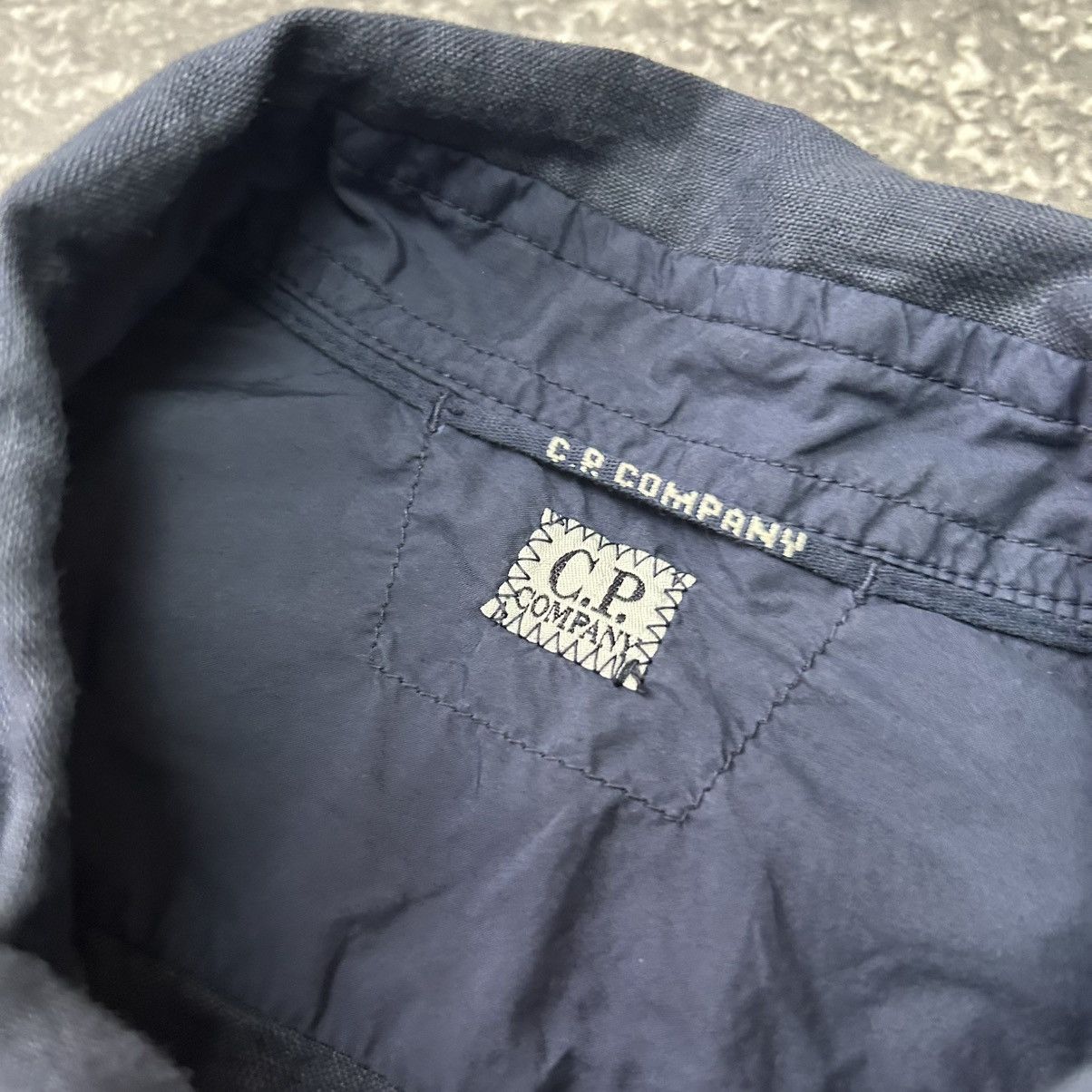 C.P. Company Luxury C.P. Company basic small logo streetwear shirt size S Size US S / EU 44-46 / 1 - 5 Thumbnail