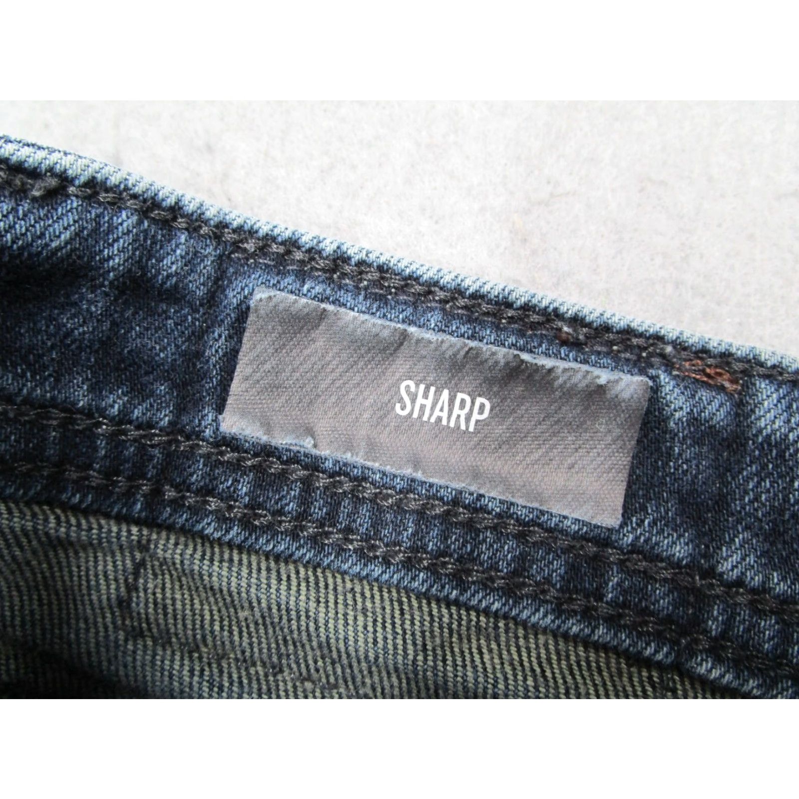 Denime Revtown Jeans Mens 32 Blue Sharp Straight Mid Rise Zip Fly 32x32 Denim Dark Classic City Modern 90s Mens Jeans Size US 32 / EU 48 - 4 Thumbnail