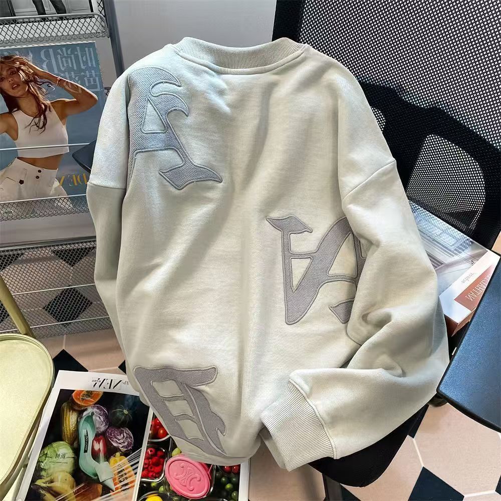 Vintage Light Grey Gothic Patch Sweatshirt Size US M / EU 48-50 / 2 - 1 Thumbnail