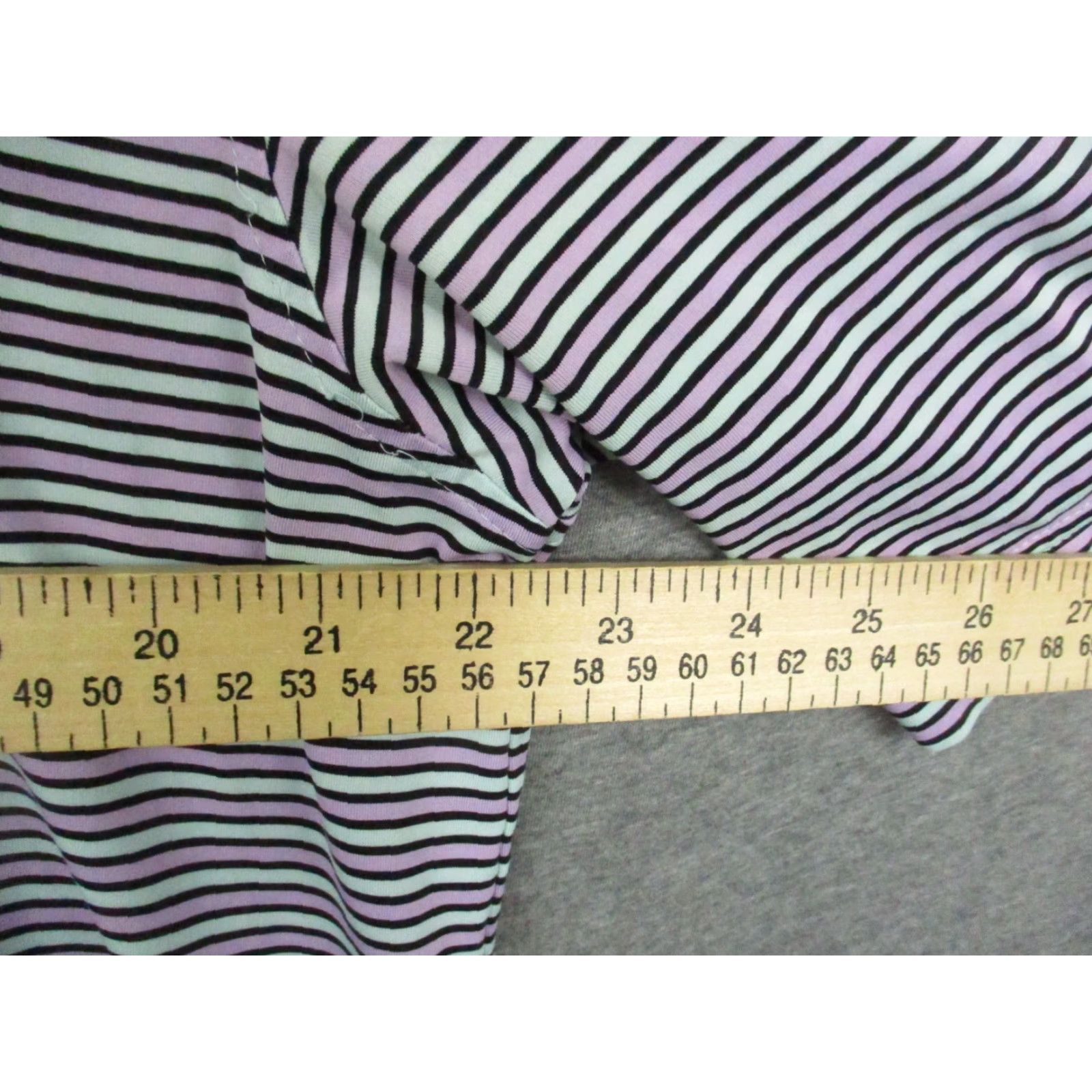 Peter Millar Peter Millar Summer Comfort Shirt Polo Golf Stretch Large Black Purple Stripe Mens Shirt Regular 44 Multicolor Logo Button Size US L / EU 52-54 / 3 - 5 Thumbnail