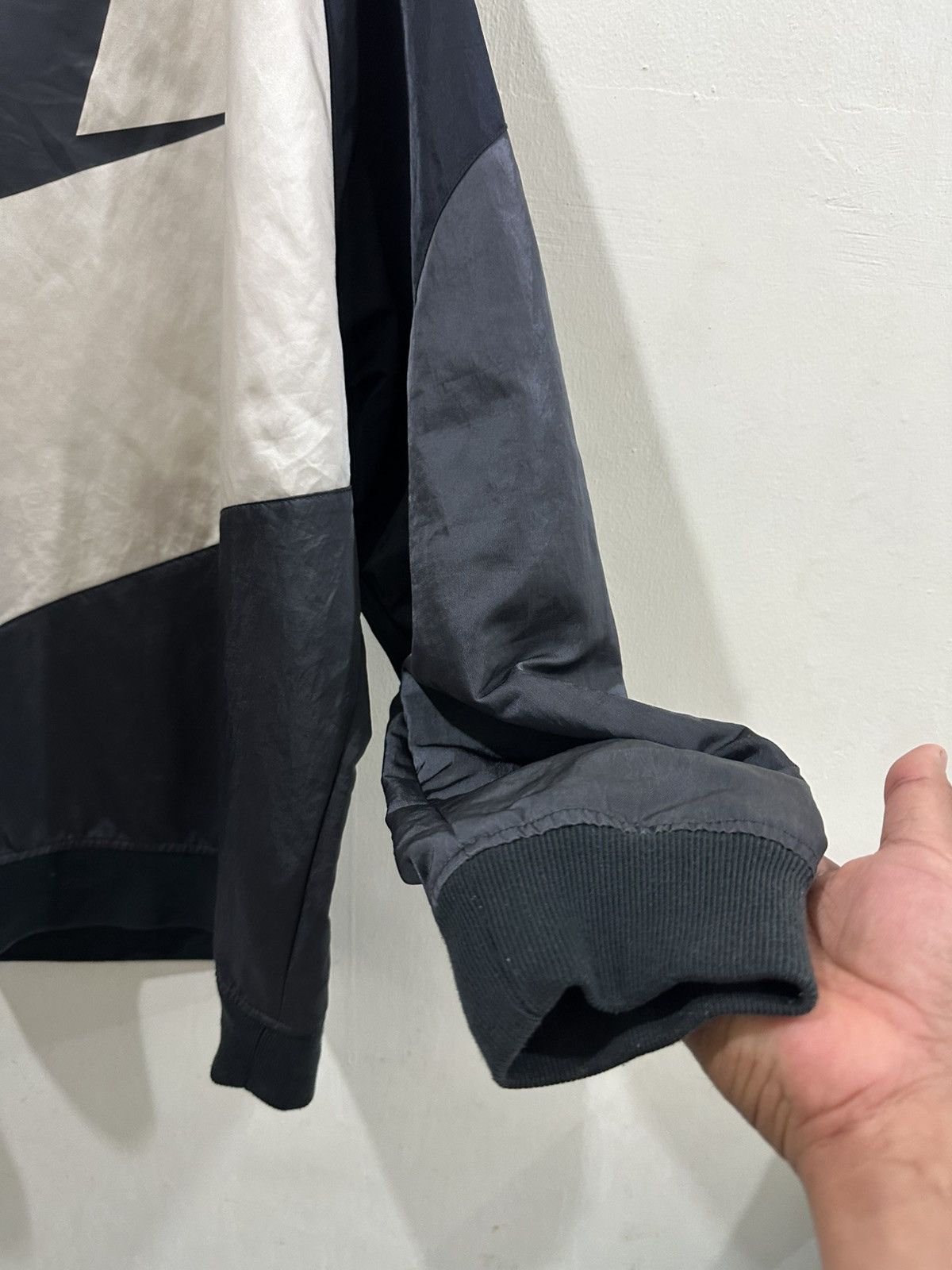 Nike × Vintage Nike Blank Swoosh Sweater Size US L / EU 52-54 / 3 - 4 Thumbnail