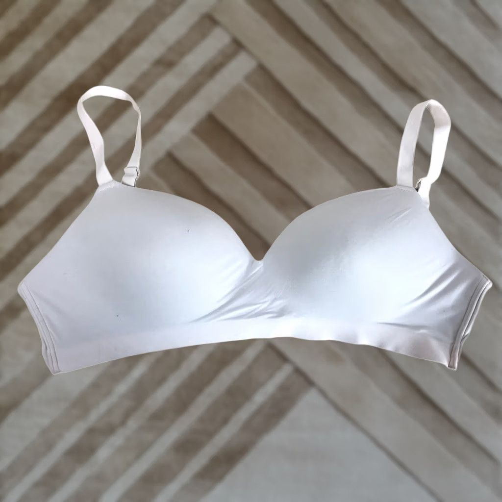 Vintage Soma Enbliss Wireless Bra White Seamless Comfort Padded 42C 570148560 Size ONE SIZE - 1 Thumbnail