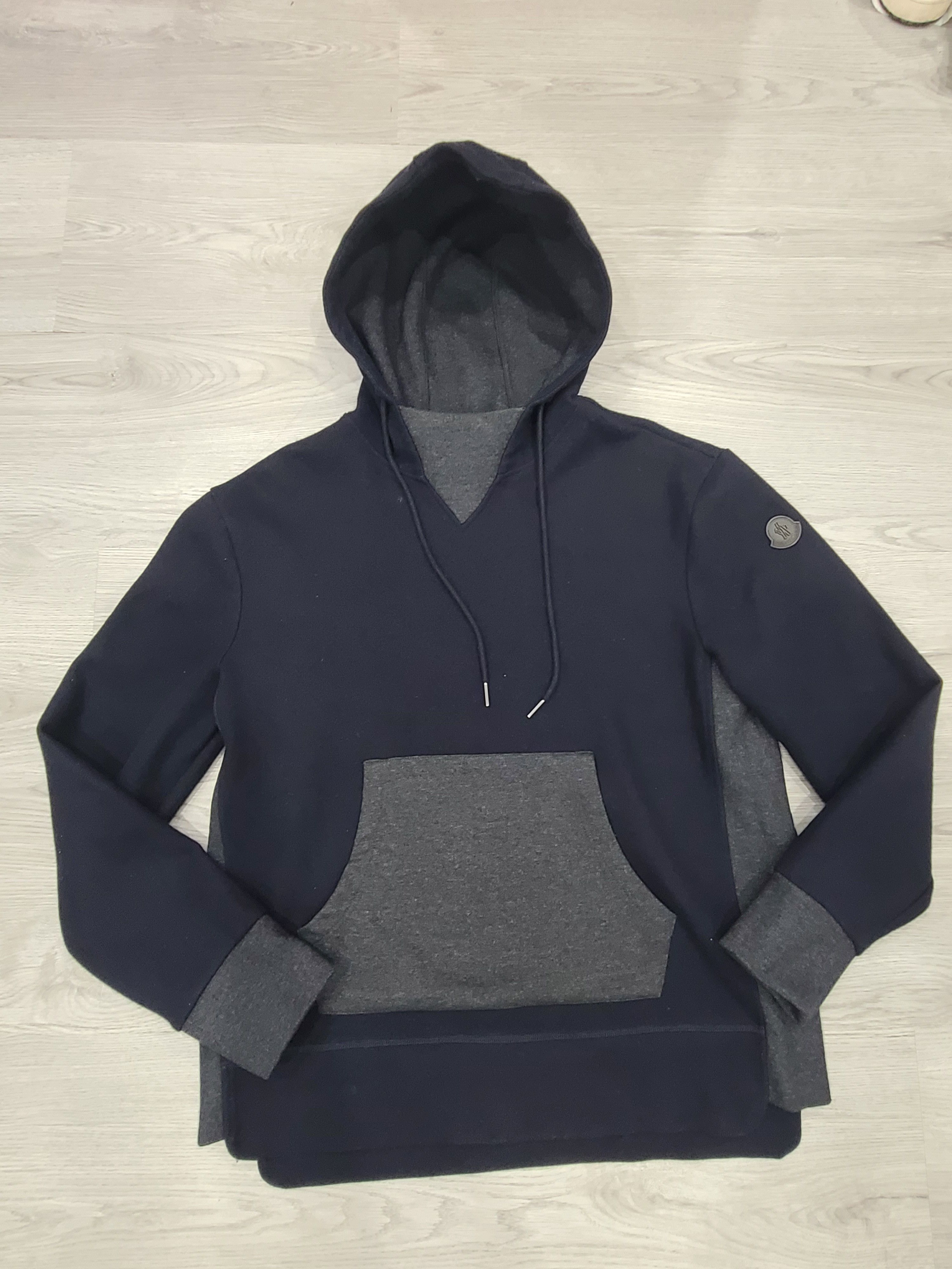 Moncler Maglia hoodie Size US XL / EU 56 / 4 - 1 Thumbnail