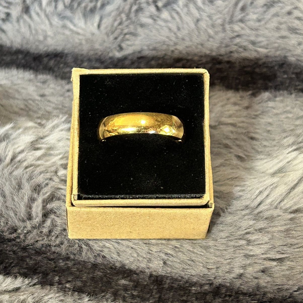 Jewelry Men’s 6mm 18kt gold plated stainless steel band ring NIB 13 Size ONE SIZE - 1 Thumbnail