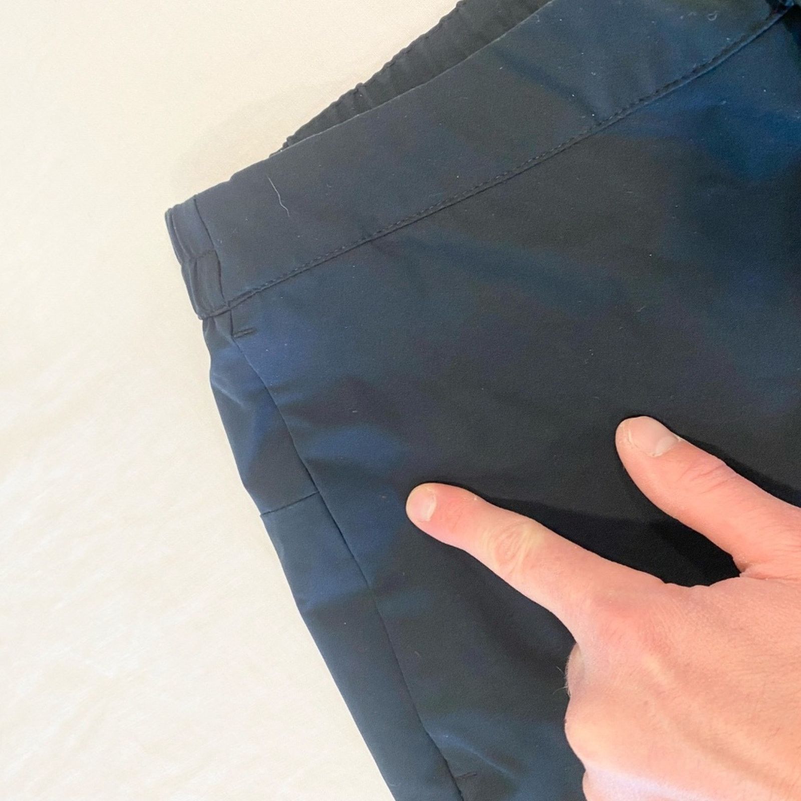 Banana Republic Banana Republic Men's Motion Tech Hybrid Pant Jogger - 32x30 Size US 32 / EU 48 - 9 Thumbnail