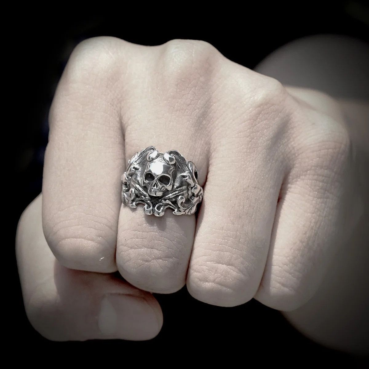 Jewelry Petal Skull Ring Streetwear Jewelry Fashion Gift Size ONE SIZE - 4 Thumbnail