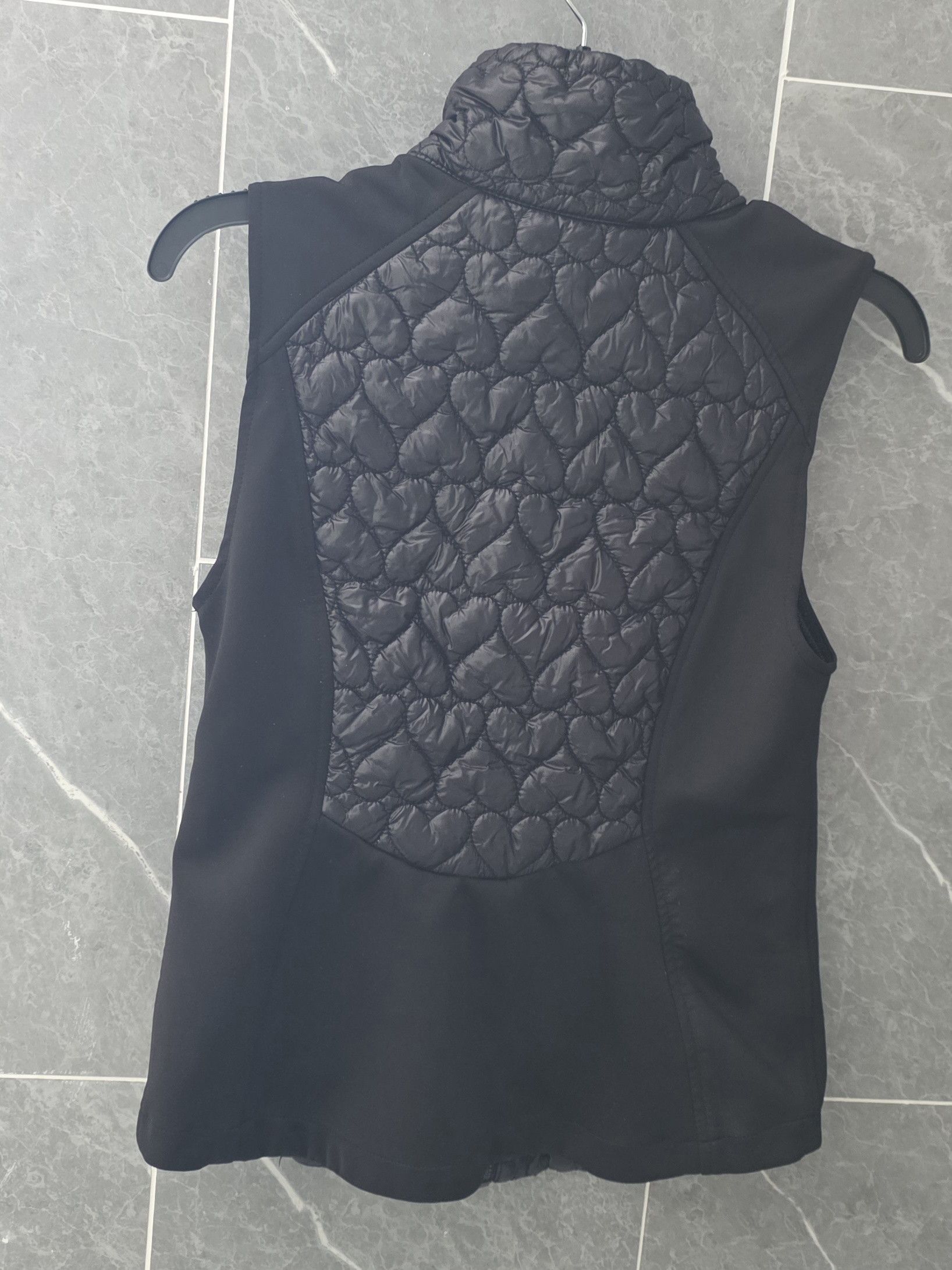 Betsey Johnson Betsey Johnson Quilted Neoprene Hybrid Workout Vest Heart XS Size XS / US 0-2 / IT 36-38 - 2 Thumbnail
