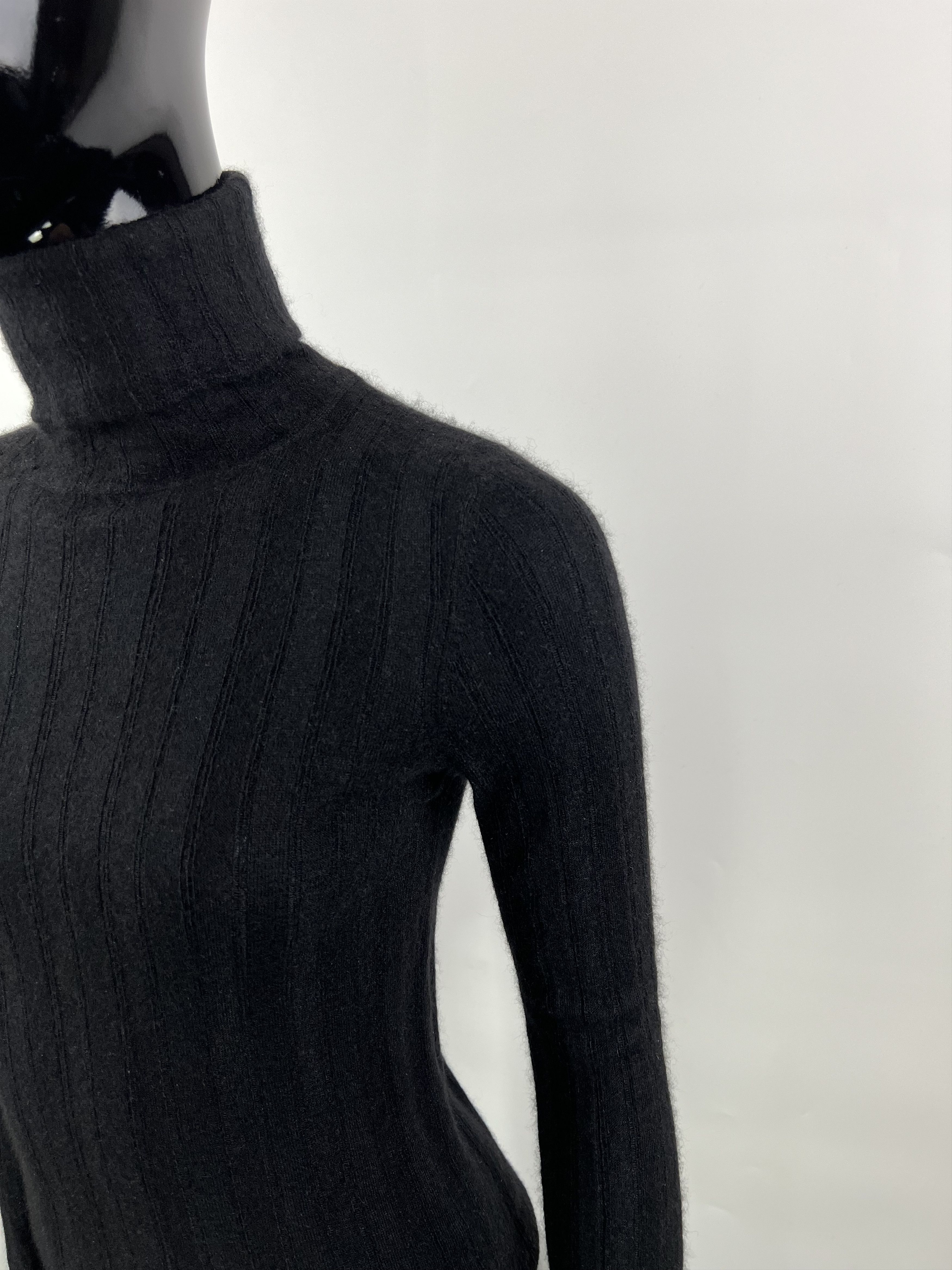 Vintage VTG Lamberto Losani Cashmere Silk Turtleneck Sweater Size S Size S / US 4 / IT 40 - 3 Thumbnail