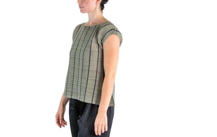Issey Miyake Issey Miyake Pleats Please Pleated Top Size M / US 6-8 / IT 42-44 - 2 Thumbnail