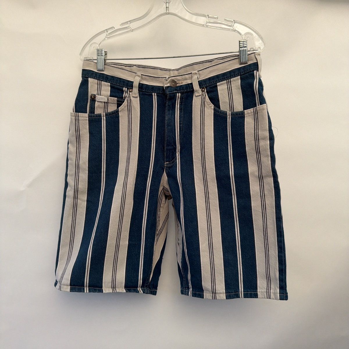 Lee LEE Vintage stripe shorts Size US 33 - 1 Thumbnail