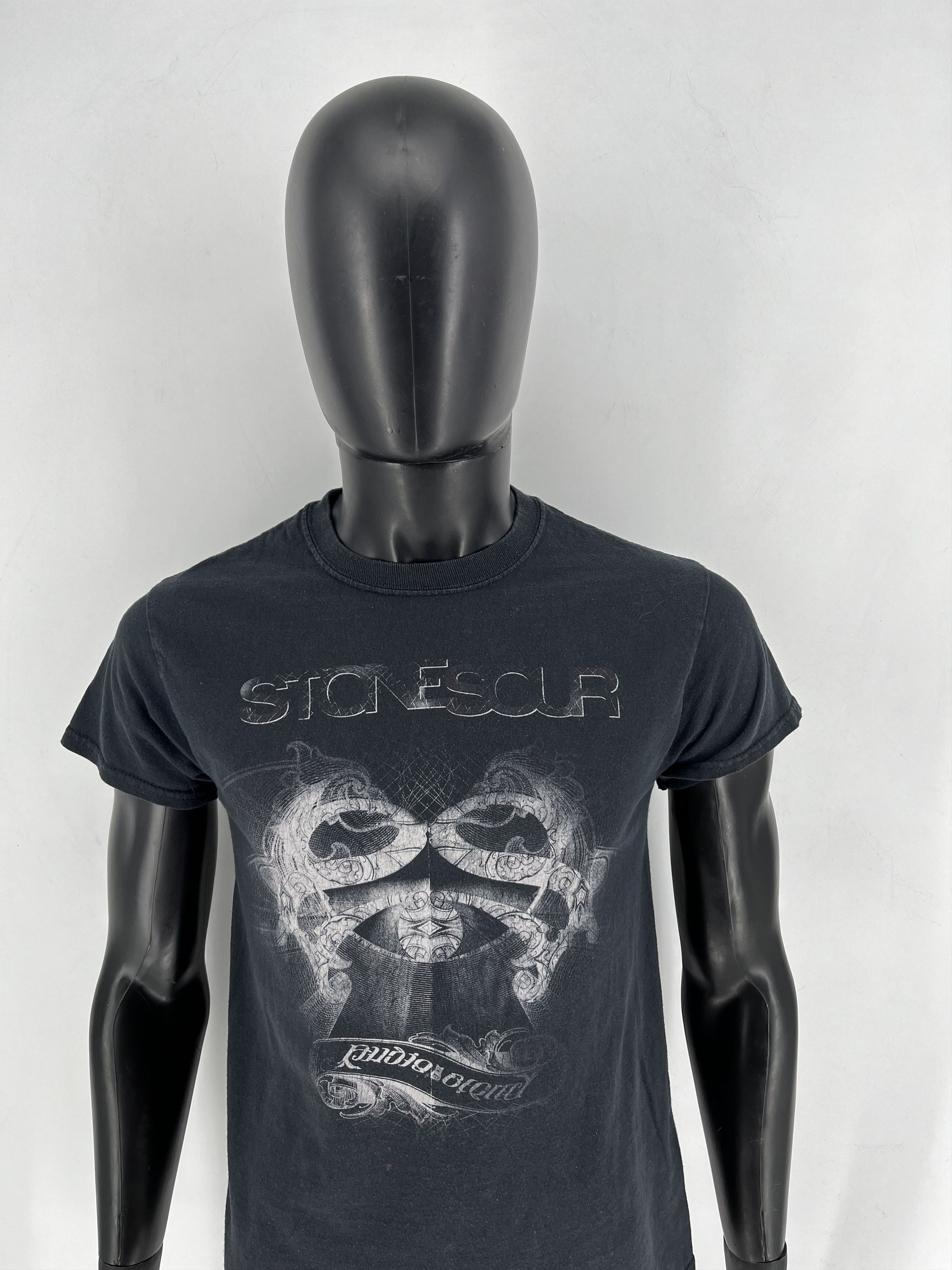 Band Tees Vintage Y2K Stone Sour Band Tee Big Logo Streetwear Size S Size US S / EU 44-46 / 1 - 5 Thumbnail