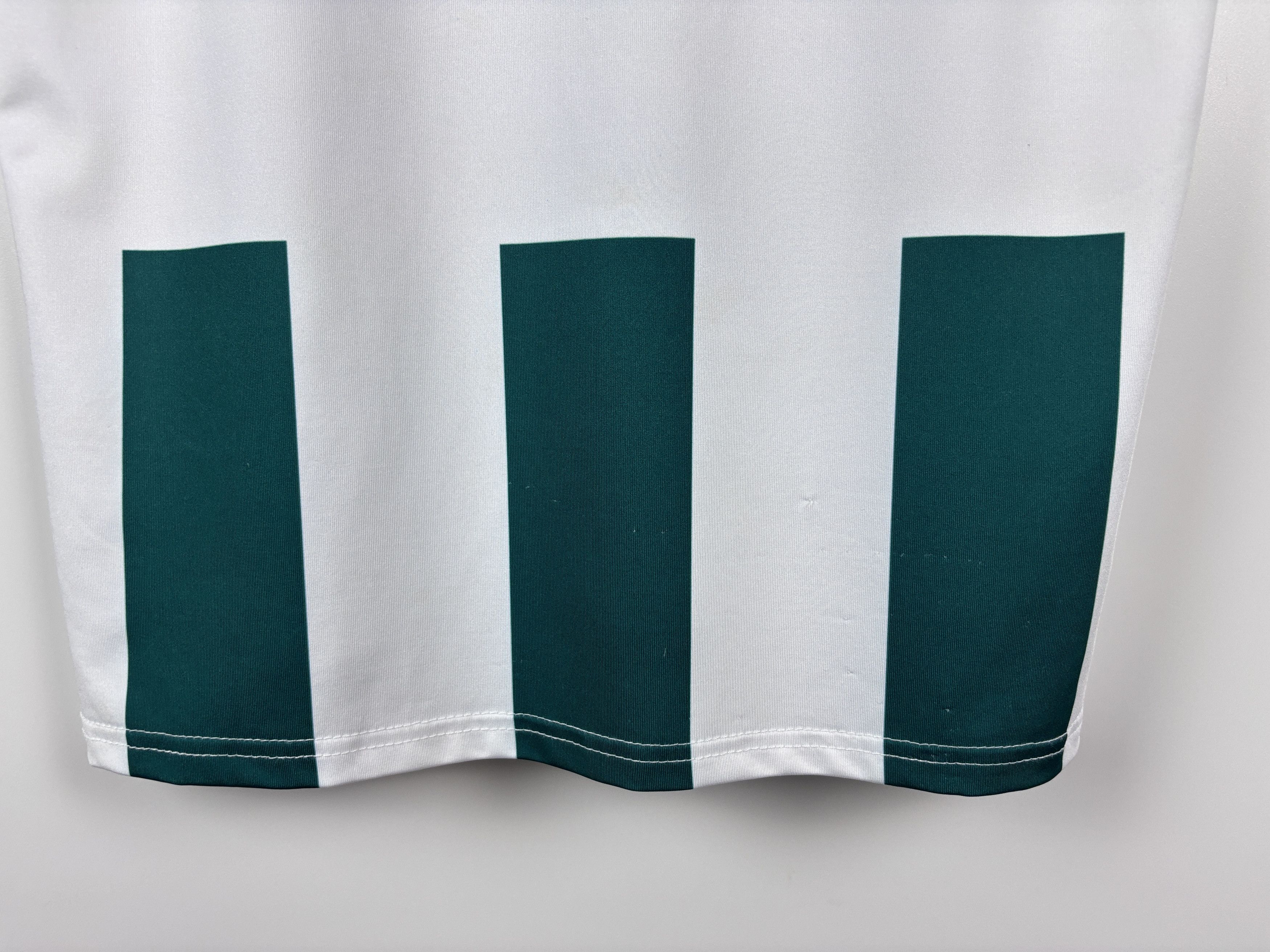 Diadora Giresunspor 2020-21 Home Football Shirt Jersey Diadora M Size US M / EU 48-50 / 2 - 8 Thumbnail