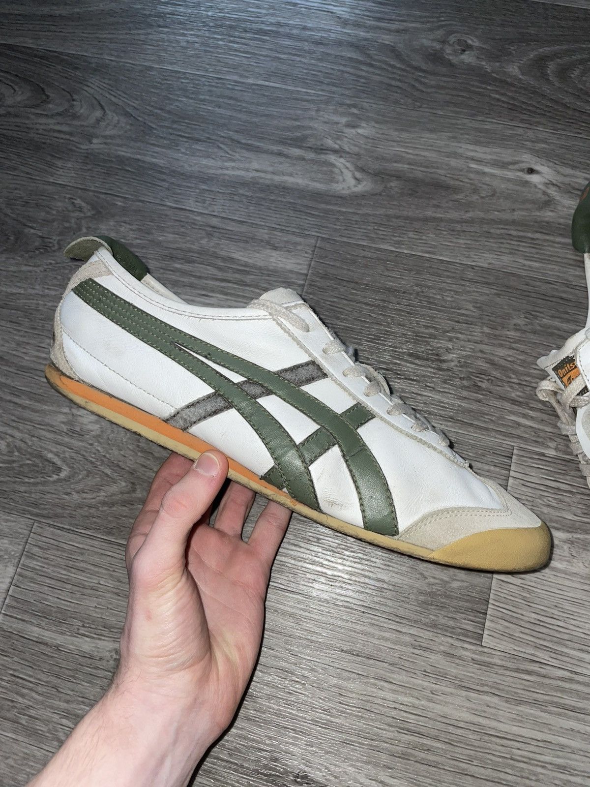 Asics Vintage Asics Onitsuka Tiger Low-top Sneakers Rare Size US 11 / EU 44 - 2 Thumbnail