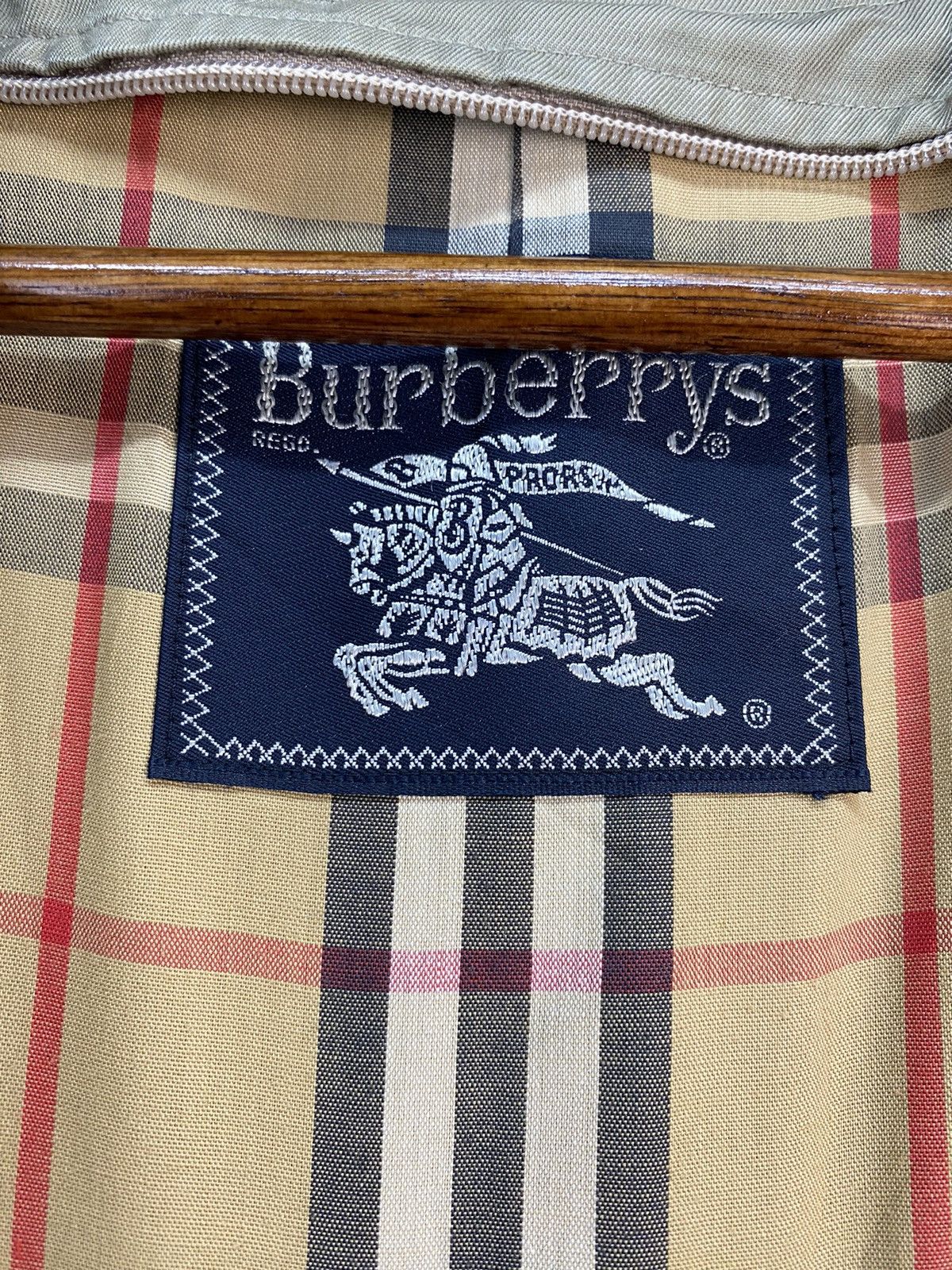 Burberry Vintage Burberry Trench Coat Size US L / EU 52-54 / 3 - 8 Thumbnail